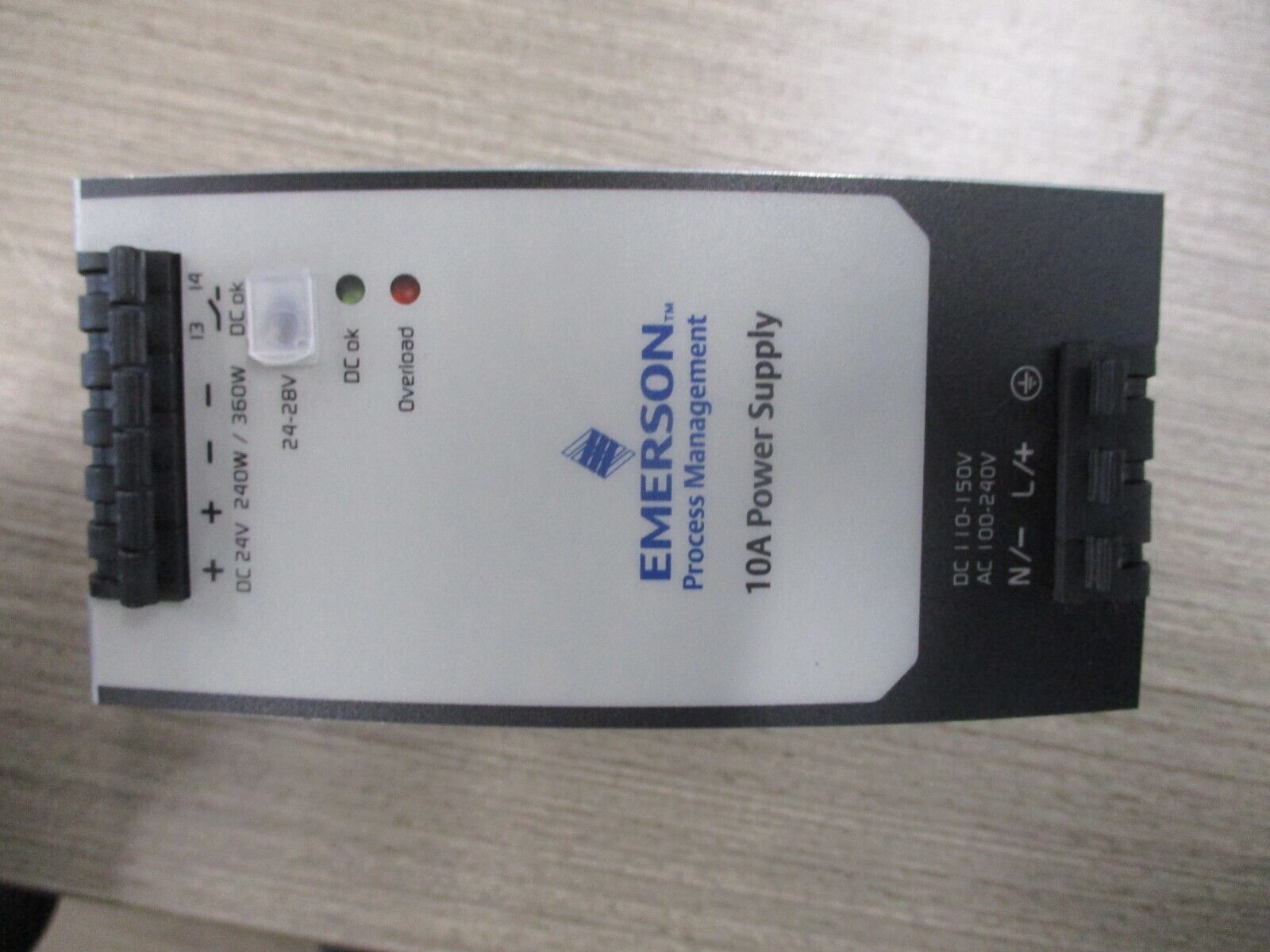 Emerson Ovation/Delta DIN-Rail Power Supply 1X00781H01L Rev.2 Input: Output: Use