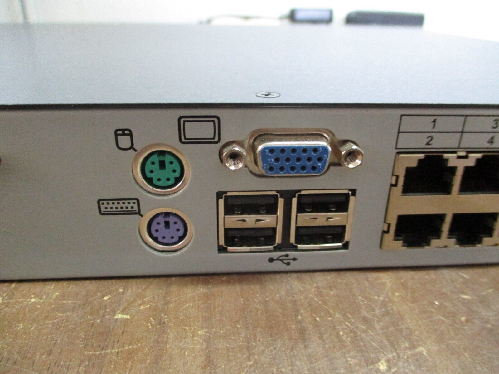 HP KVM Over IP Switch 408965-001 16-Port Used