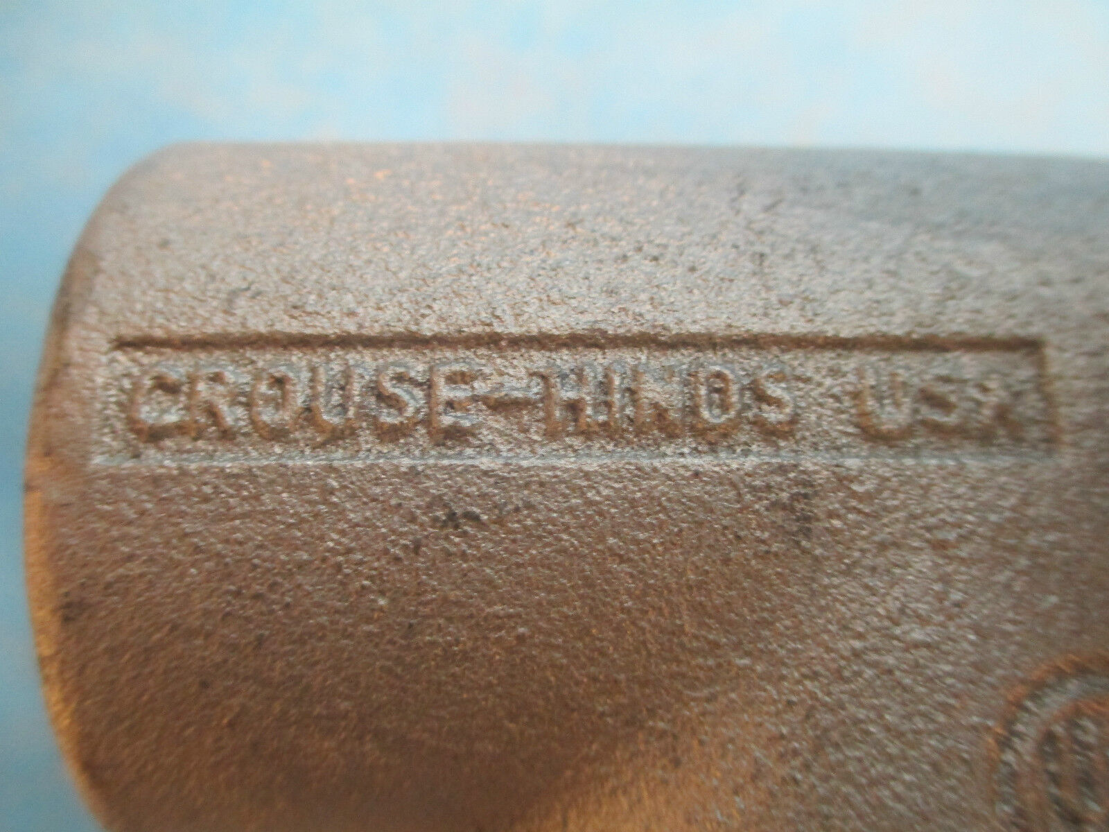 Crouse Hinds 1-1/4" Conduit Body, X47, With Top!