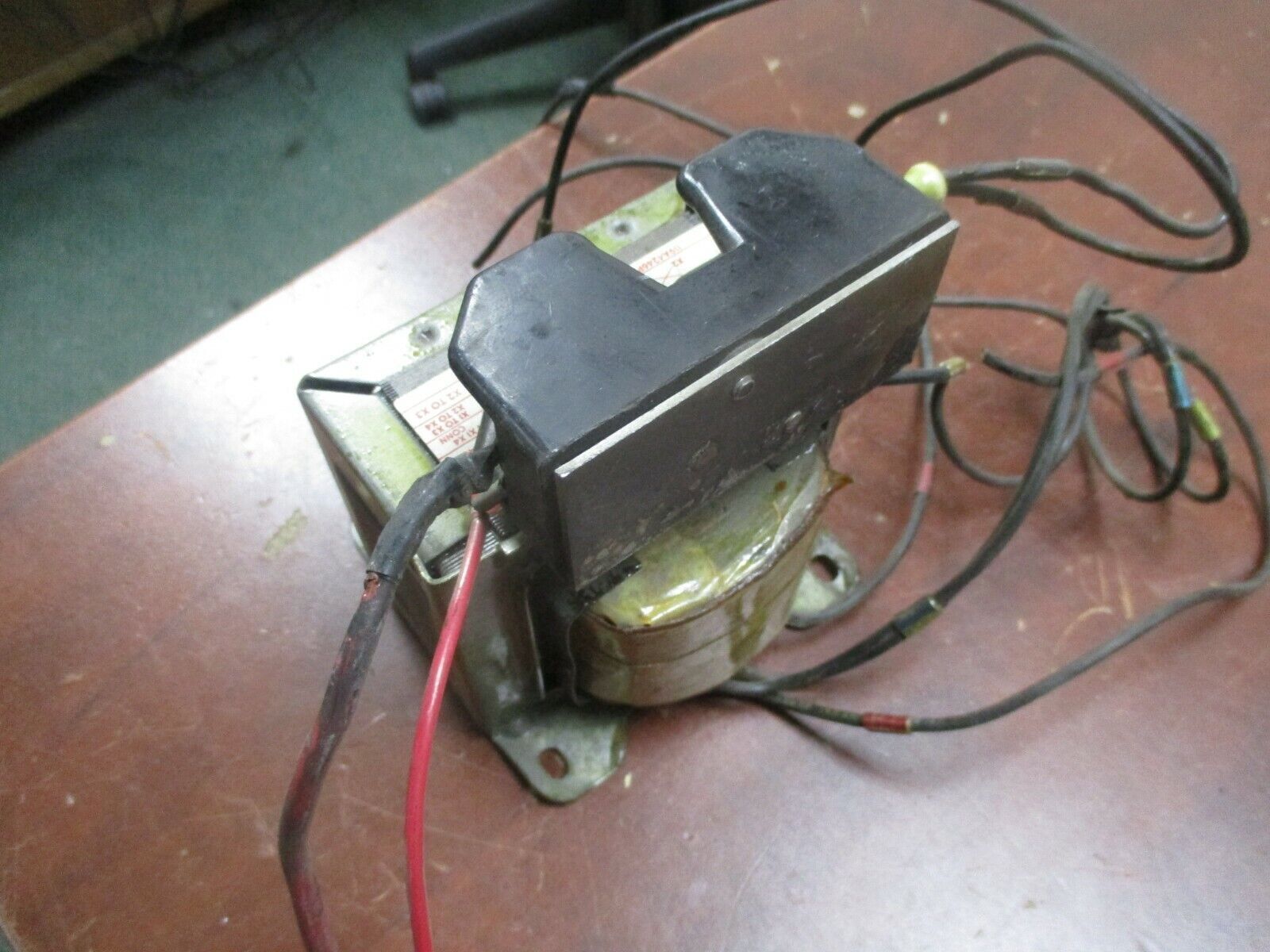 GE Type GP Transformer 9T56Y1805 0.150KVA Pri: 240/480V Sec: 120/240V 60Hz Used