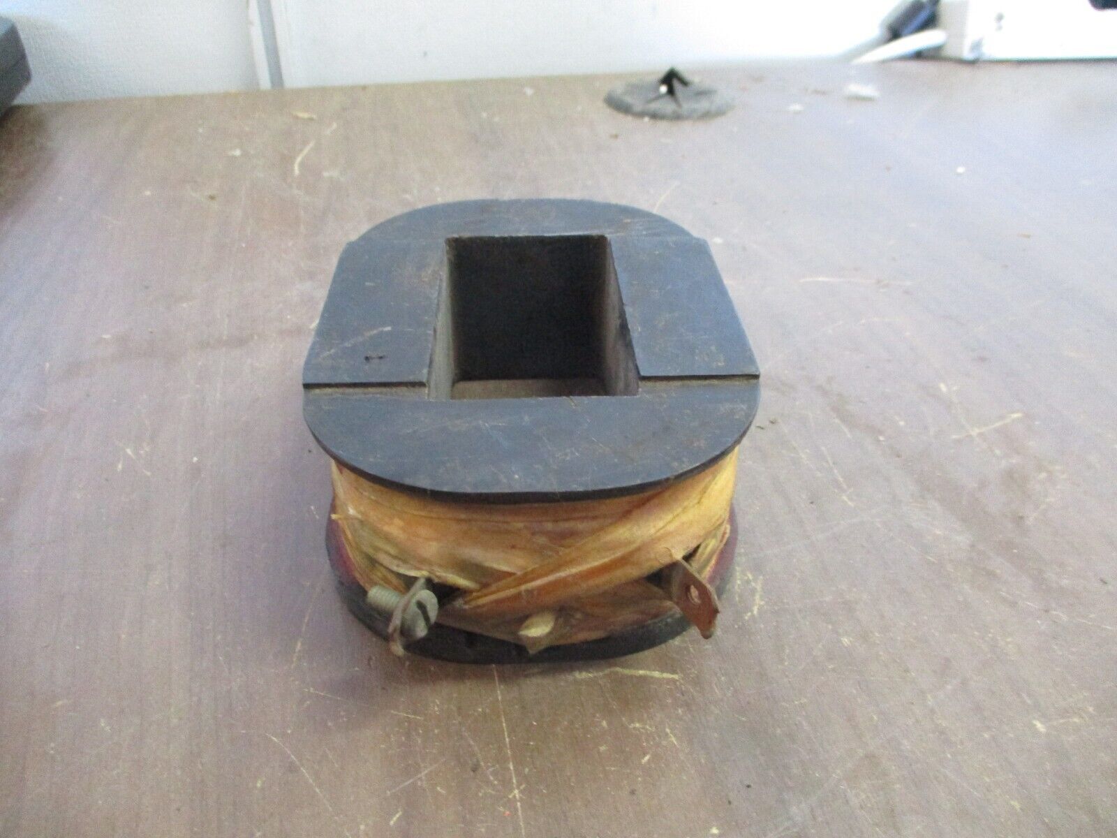 GE Coil 3021731 *Missing Terminal Screw* Used