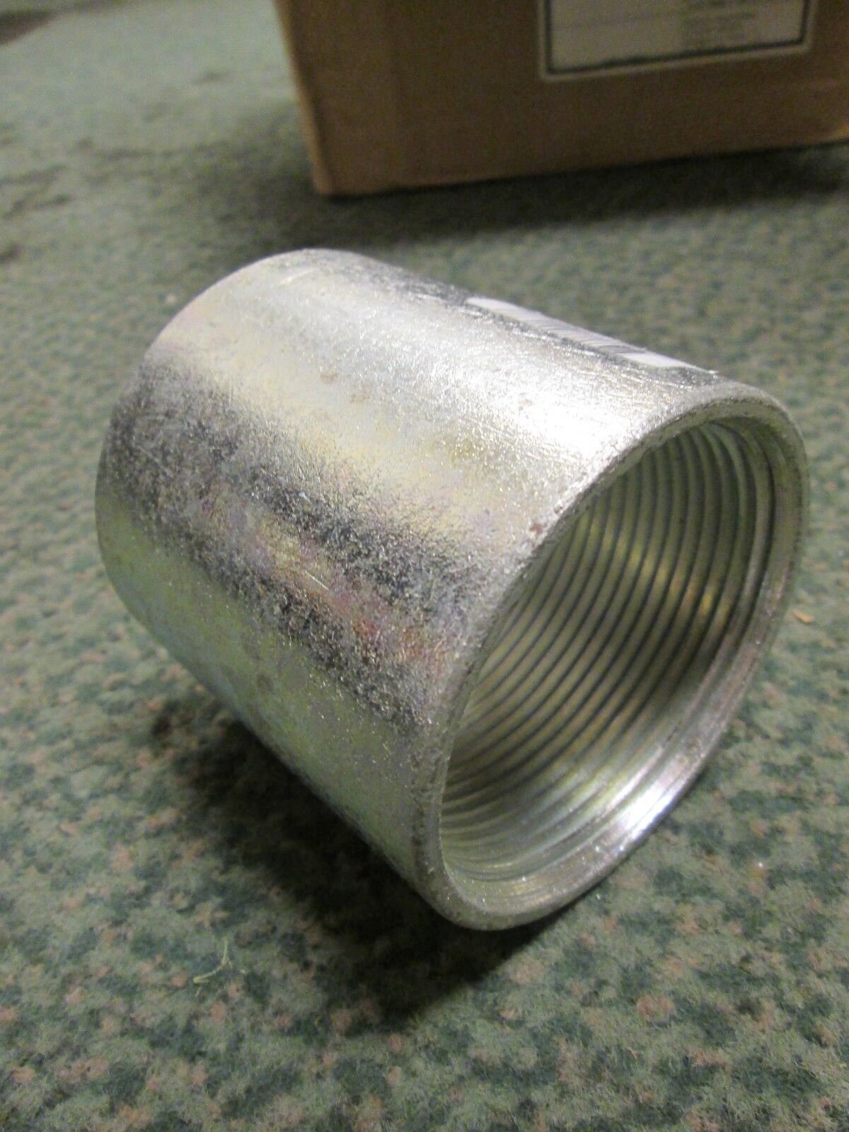 RobRoy Galvanized Steel Coupling Size 2-1/2" Box of 15 New surplus