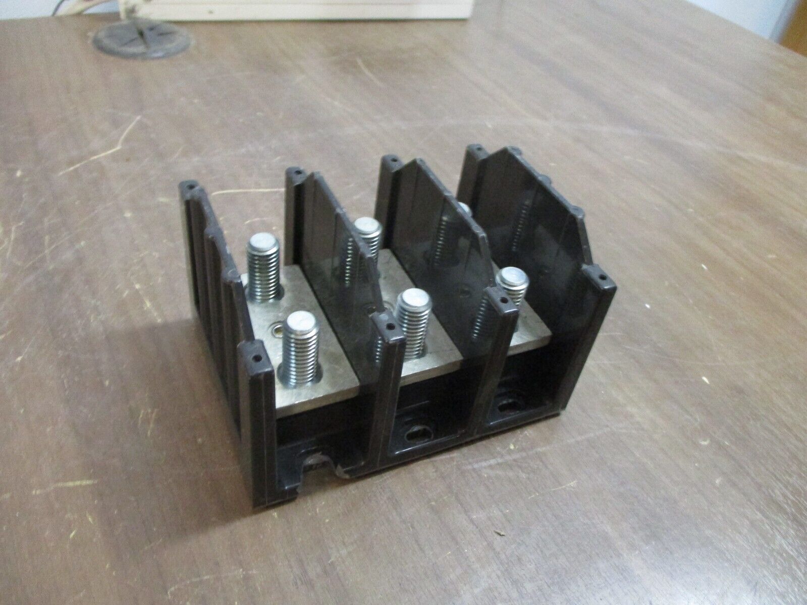 Buss Power Distribution Block 16394-3 400A 600V 3P Line(1): 1/2-13 STUD Used