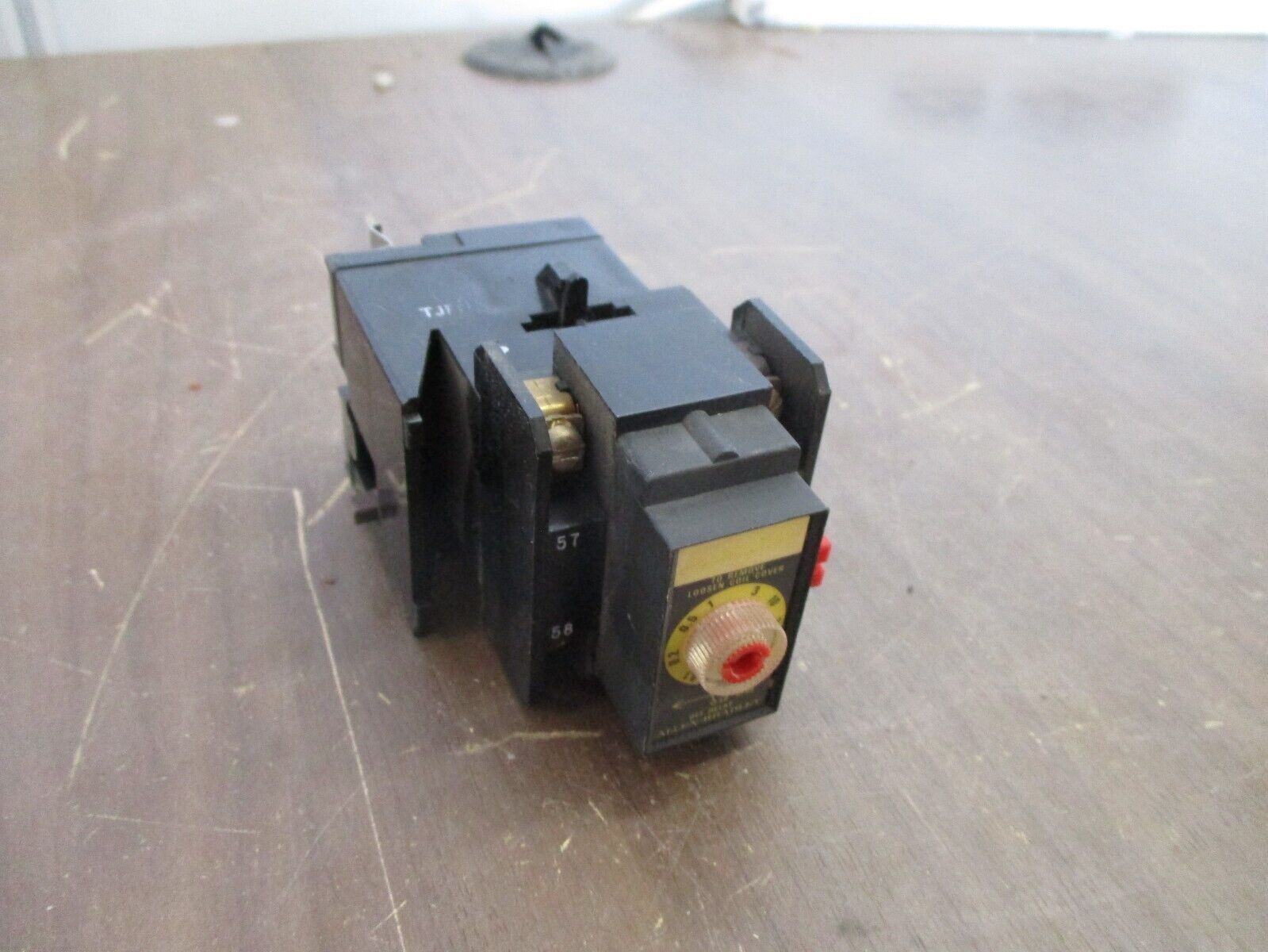 Allen-Bradley Timing Unit 596-TR33 Ser. A Off Delay: 0.1-180 Sec Used
