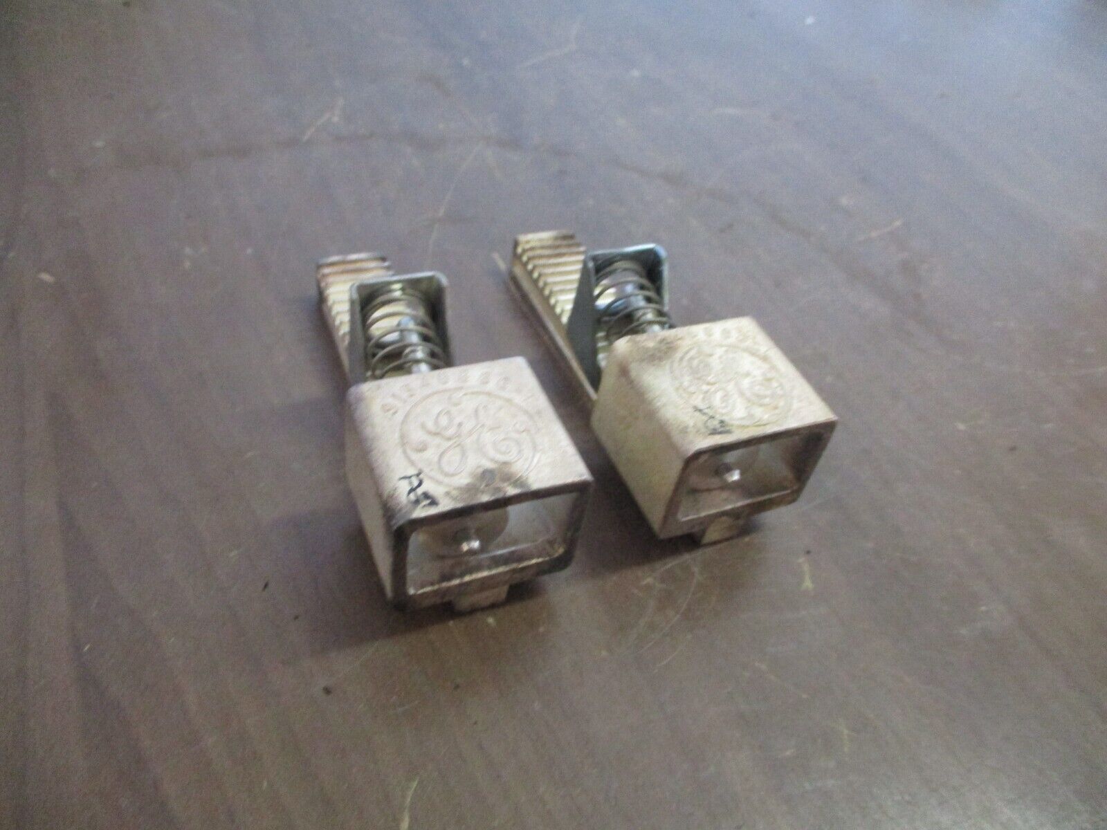 GE Brush Holder 9134688G-1 *Lot of 2* Used