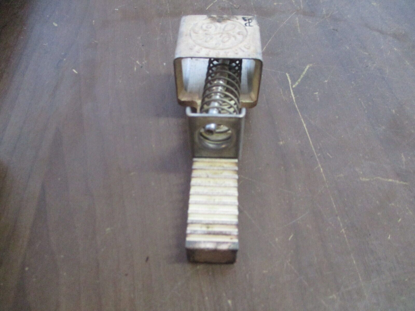 GE Brush Holder 9134688G-1 *Lot of 2* Used