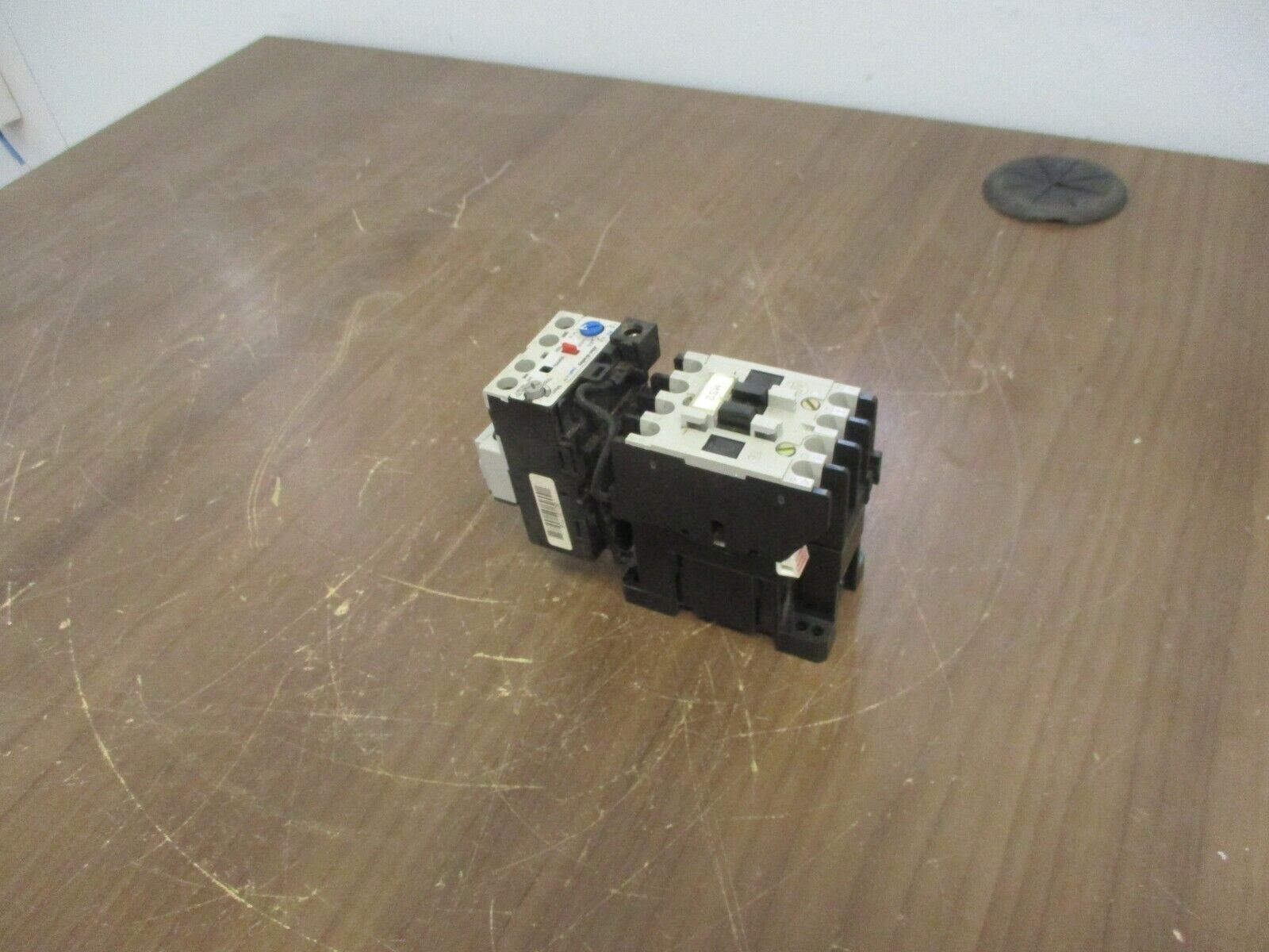 Allen-Bradley Starter 100-A09ND3/193-A1D1 120V Coil Trip: 1-2.9A 600V Used