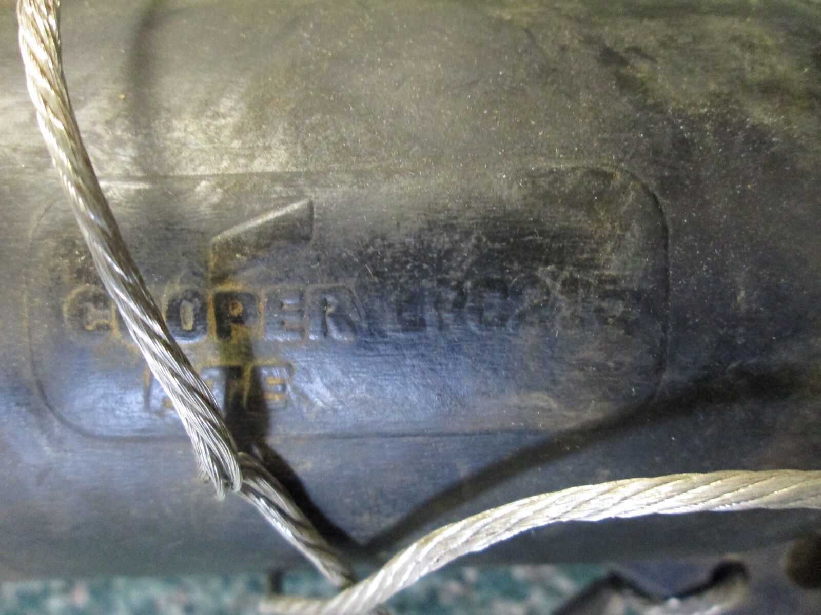 Cooper Loadbreak Insulation Cap 14.4KV 200A w/ Ground Clamp Used