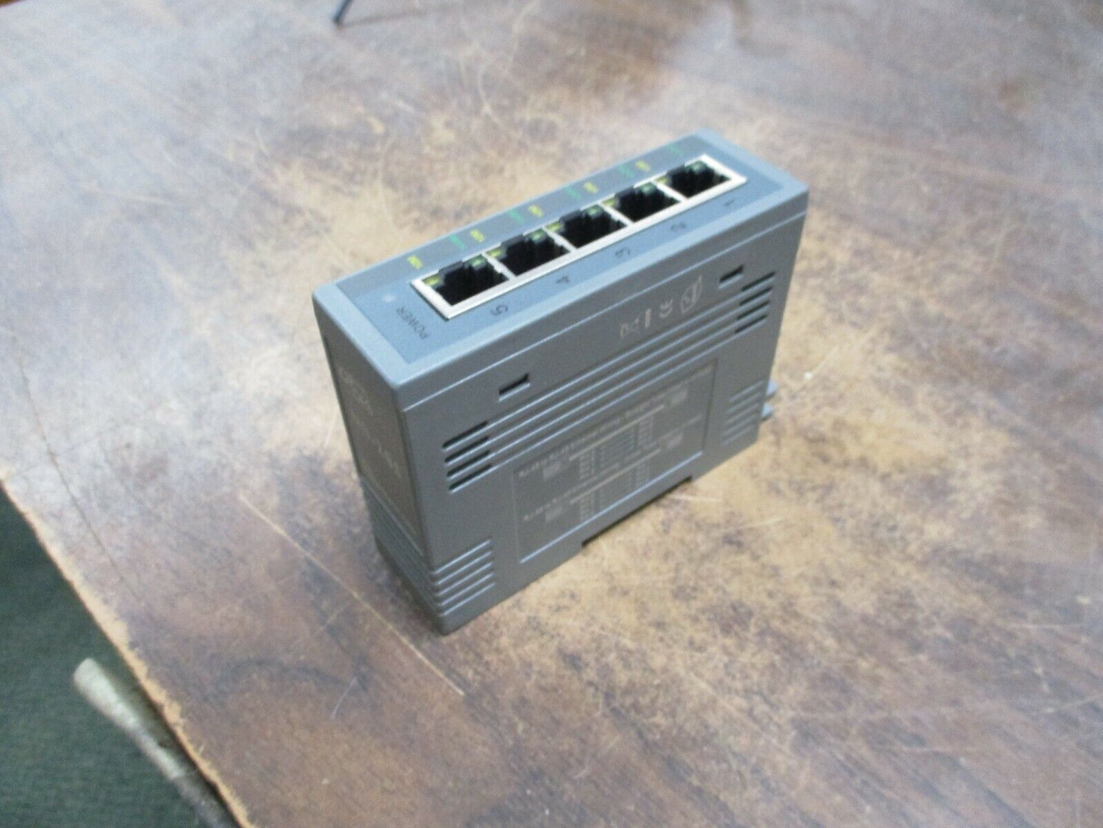 ICP DAS Industrial Ethernet Switch NS-205 5-Port Used