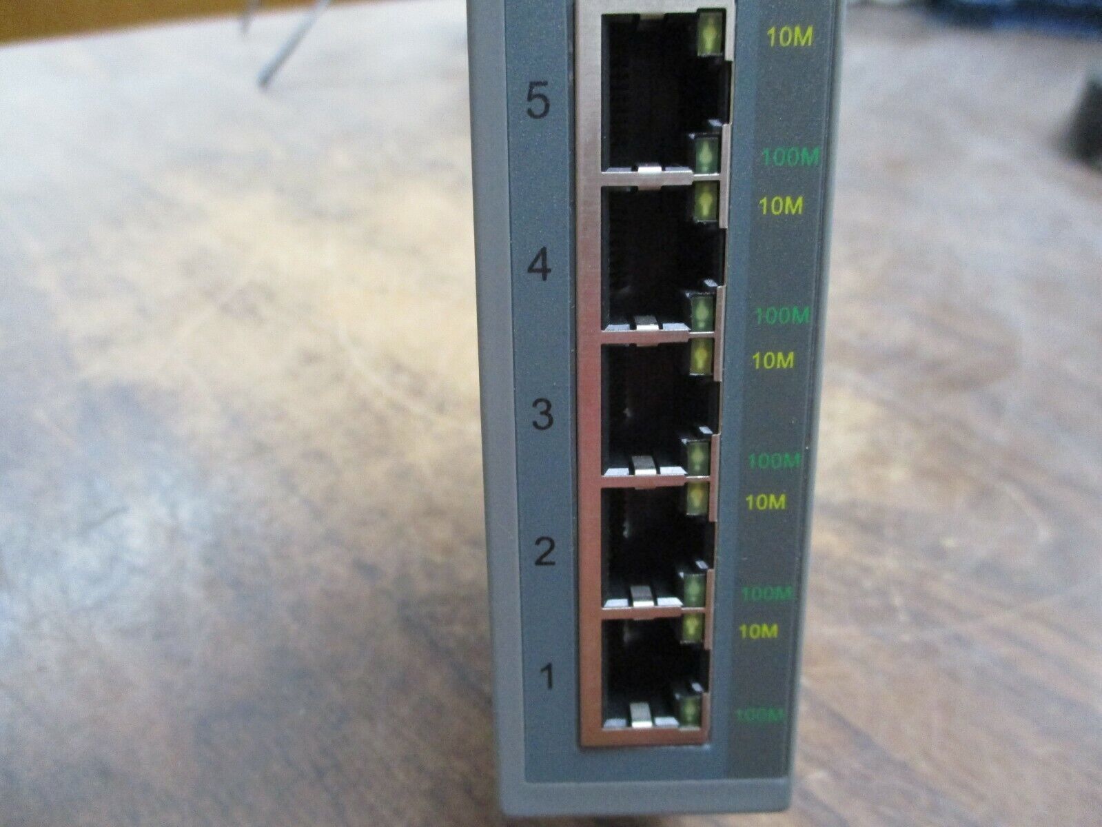 ICP DAS Industrial Ethernet Switch NS-205 5-Port Used