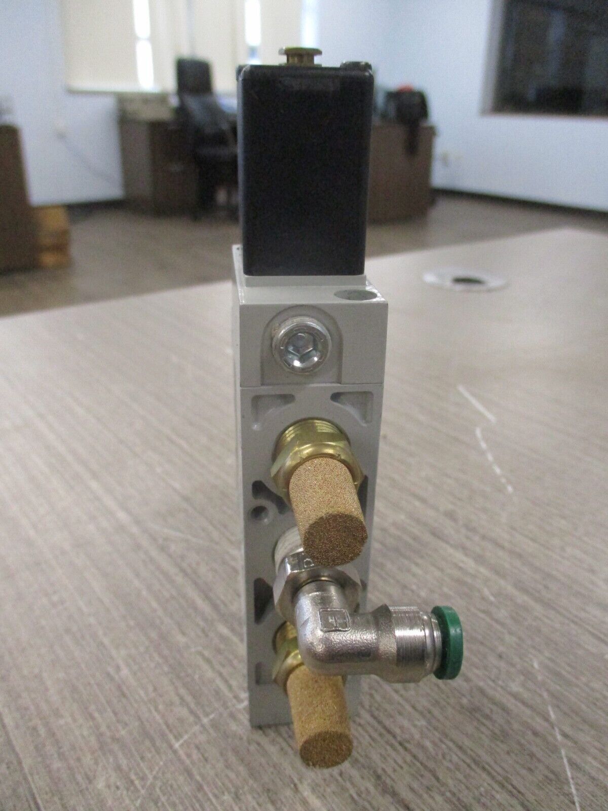 Numatics Solenoid Pilot Valve L22BA452B000061 14.5-145 PSIG Air -10-115F Used