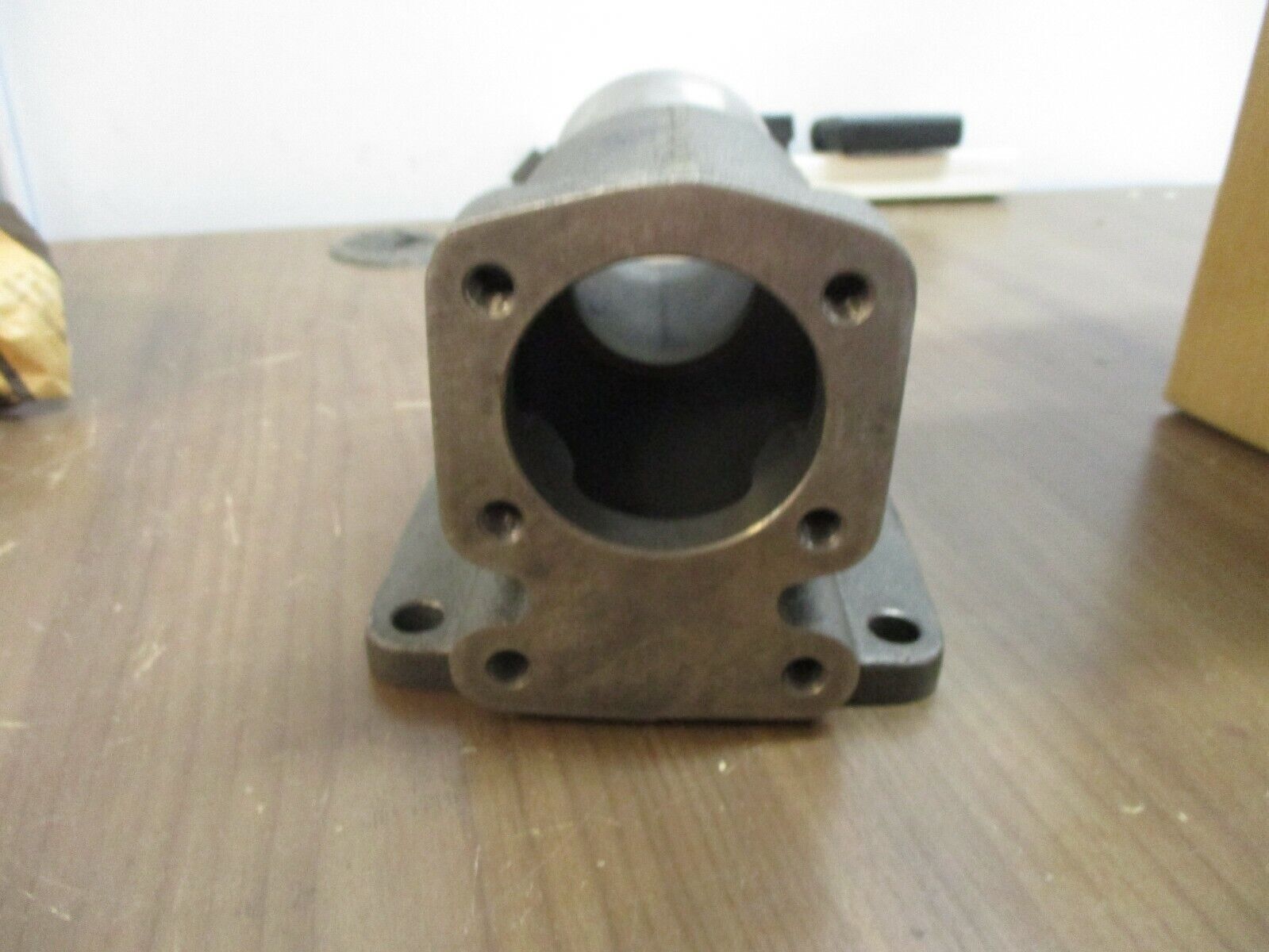 CAT Housing 9Y-1568 New Surplus