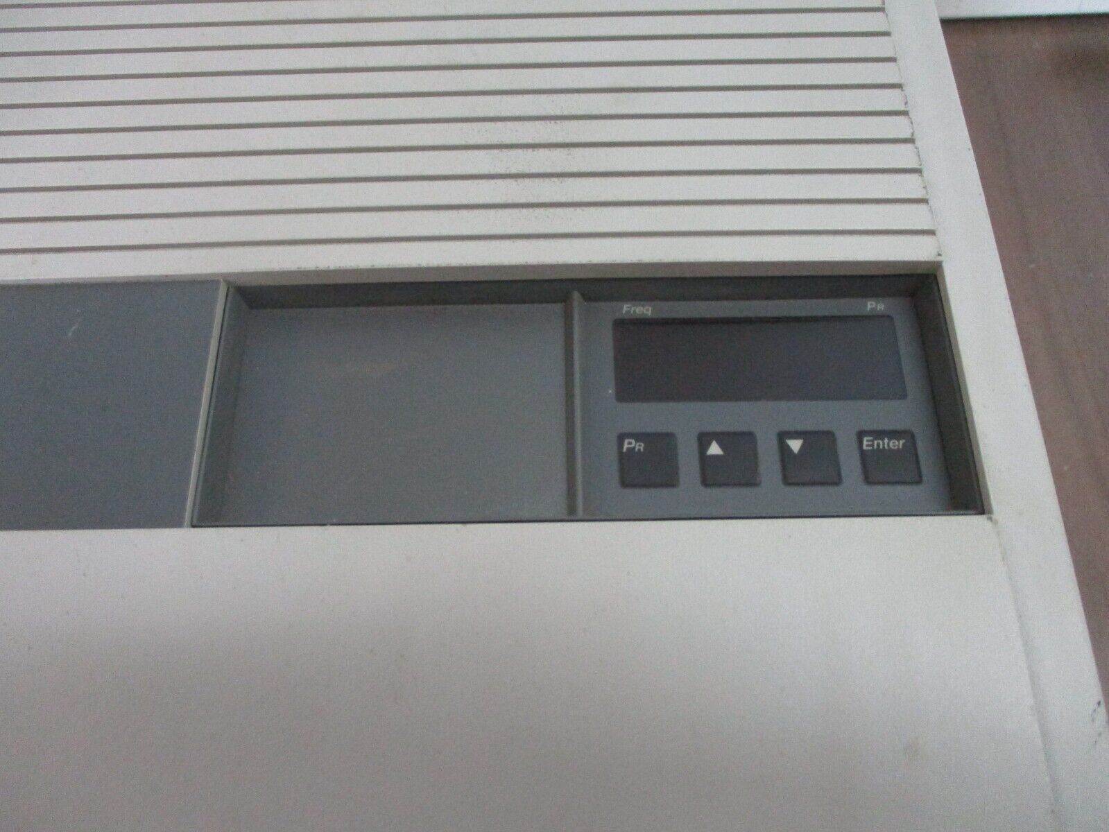 Allen-Bradley 1336 AC Drive 1336-B005-EAD-S1 Ser. A 5HP 3Ph *No Cover Screw*