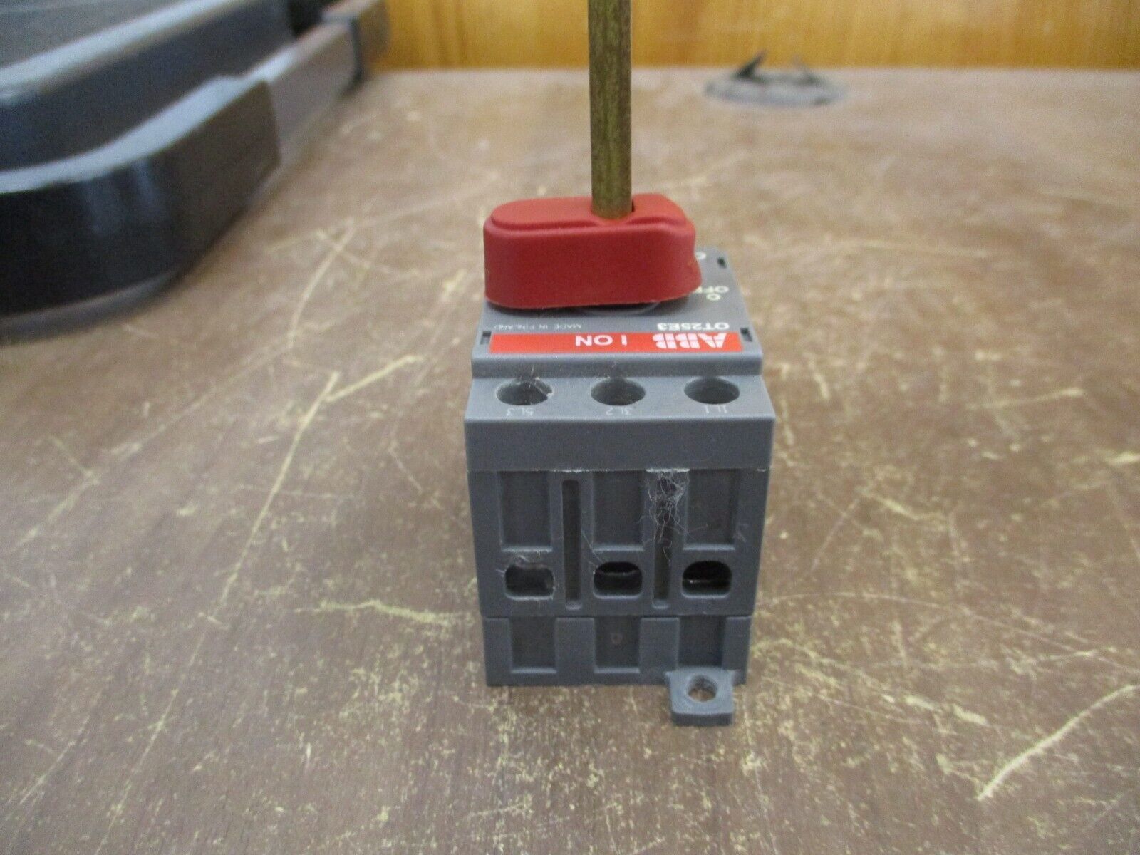 ABB Disconnect Switch OT25E3 25A 600V 3P Used