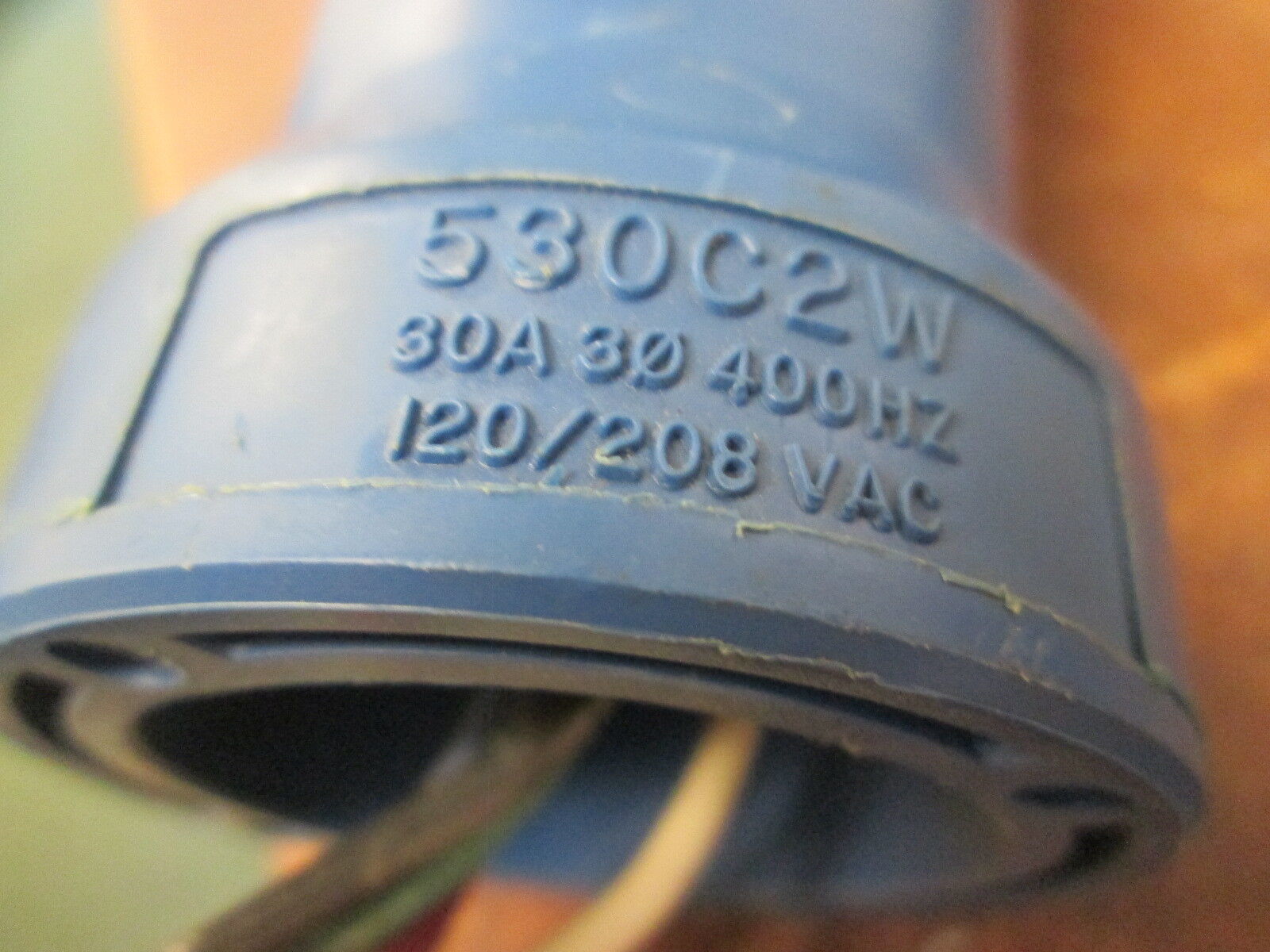 Hubbell Plug 530C2W 60A 250V Watertight *No Wire Clamp* Used