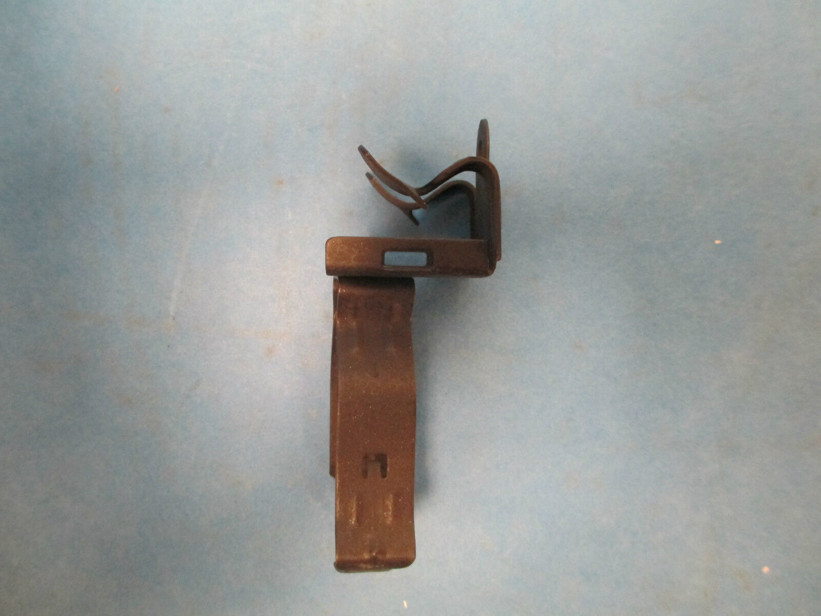 Cooper Conduit to Beam Fastener BG-16-U-5-8, Aprox 100, New Surplus!