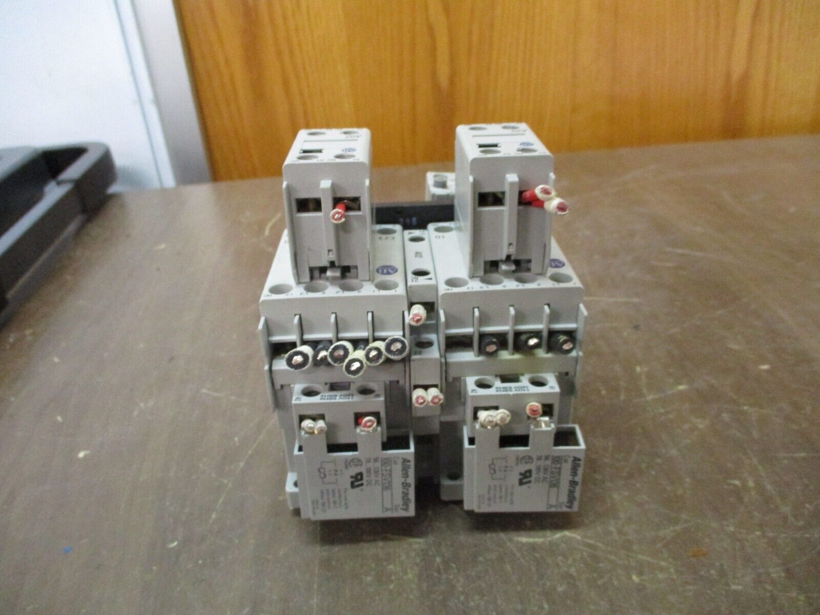 Allen-Bradley Reversing Starter 100-C23*10 / 193-EA2GB 120V Coil Trip: 12-32A