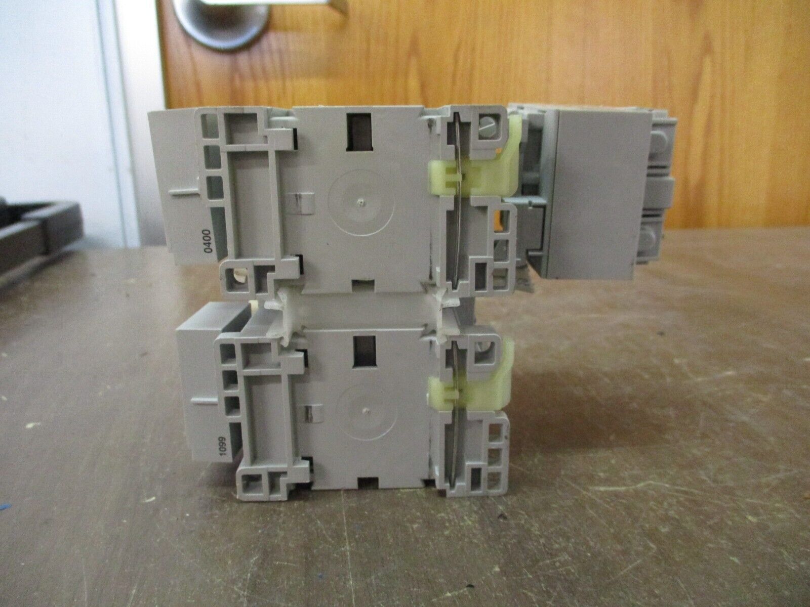 Allen-Bradley Reversing Starter 100-C23*10 / 193-EA2GB 120V Coil Trip: 12-32A