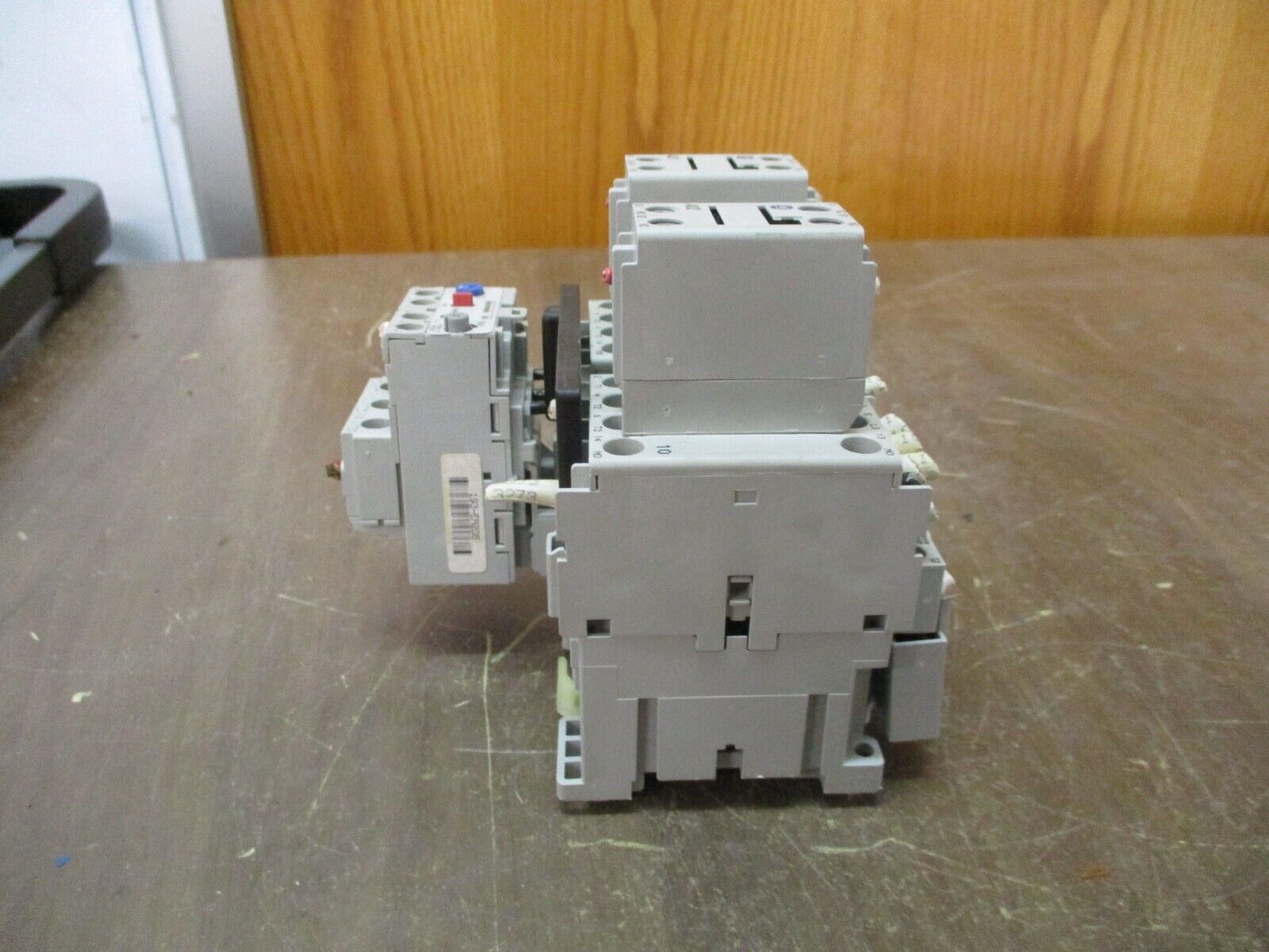 Allen-Bradley Reversing Starter 100-C23*10 / 193-EA2GB 120V Coil Trip: 12-32A