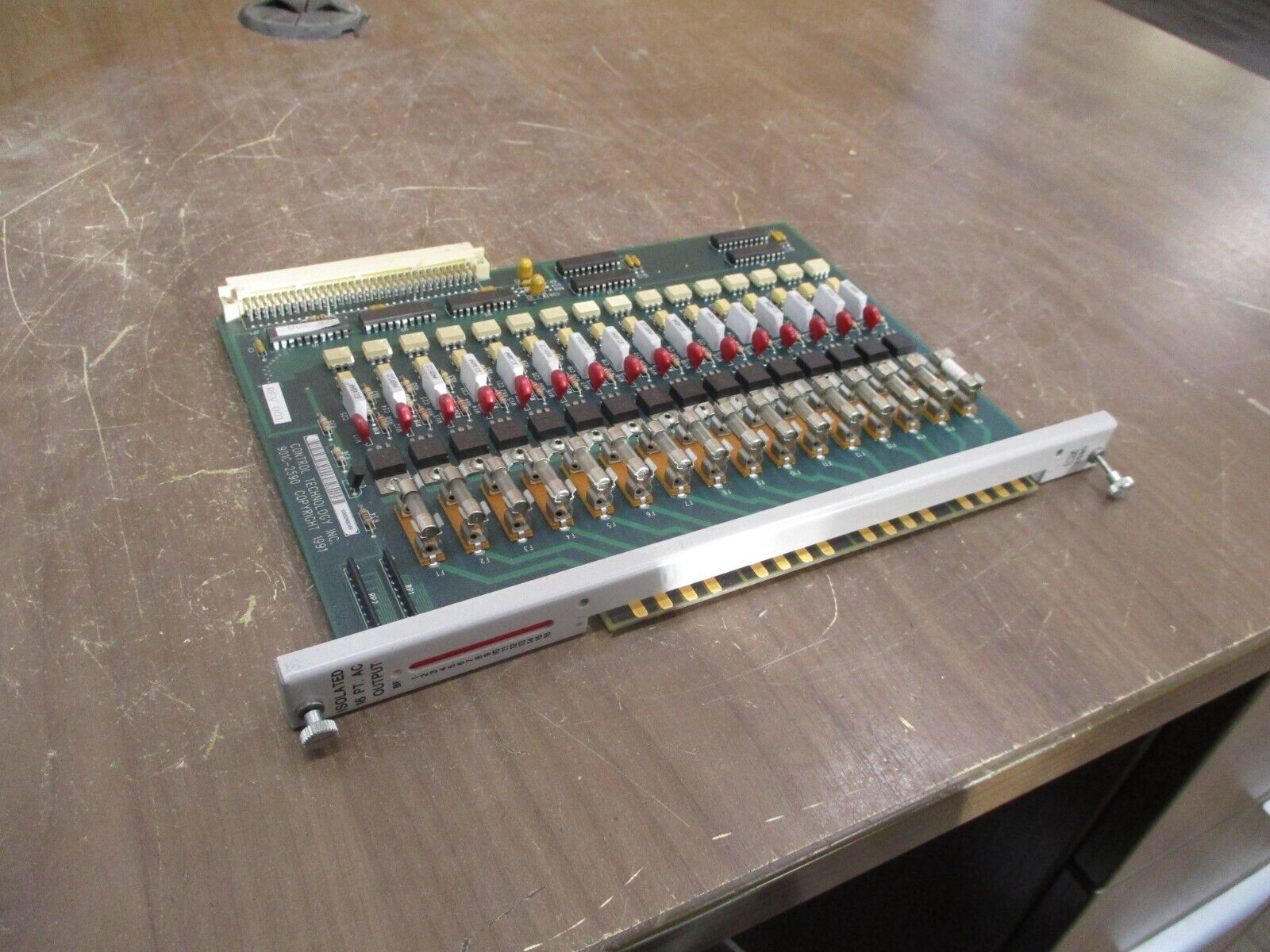 CTI Isolated Output Module 901C-2590 16PT AC Used
