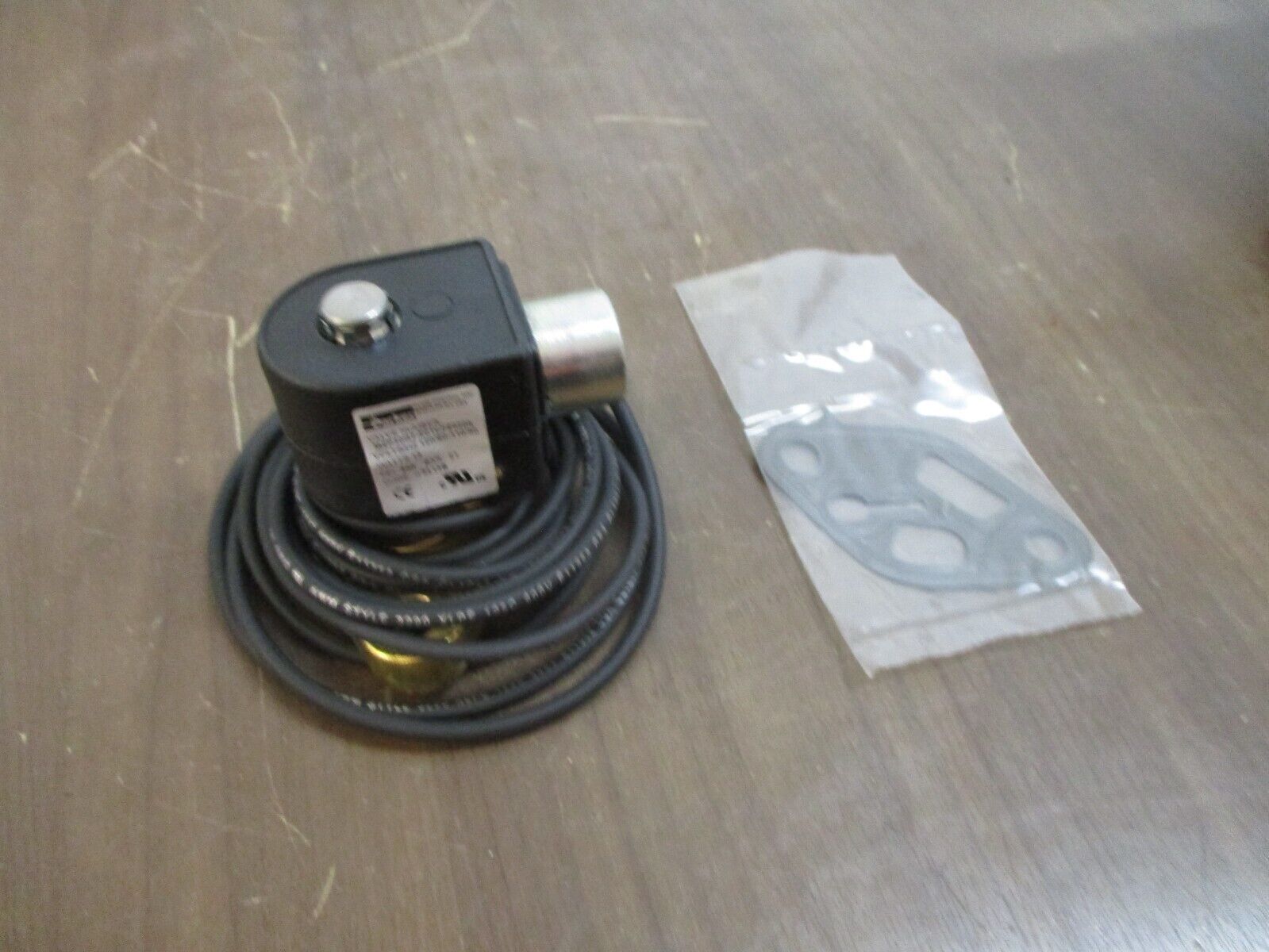 Parker Unloader Valve Coil & Gasket MZP30G2-Z01CFZ0205 120V New Surplus