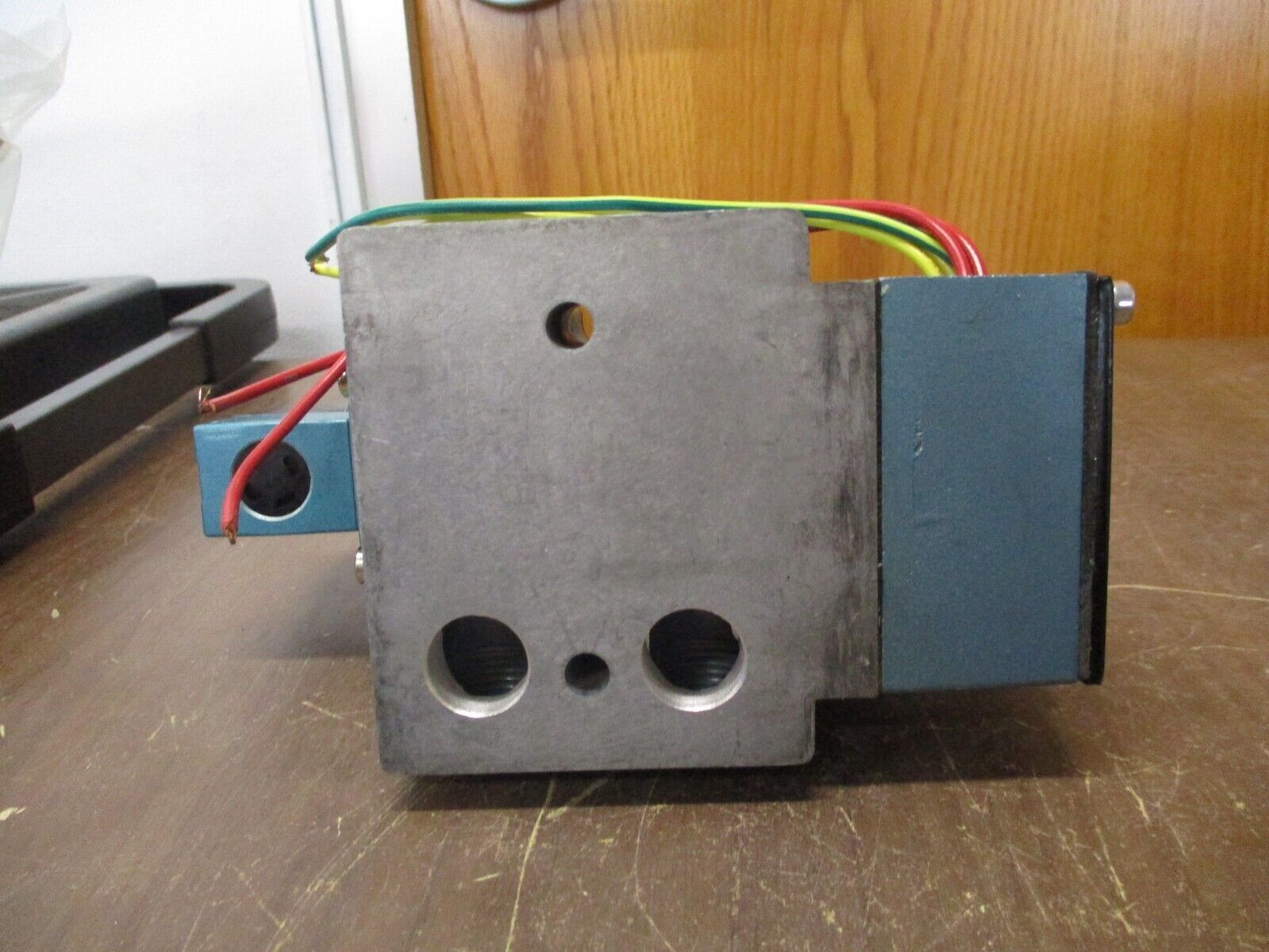 MAC Solenoid Valve 6523B-000-PP-611DA VAC-150PSI New Surplus