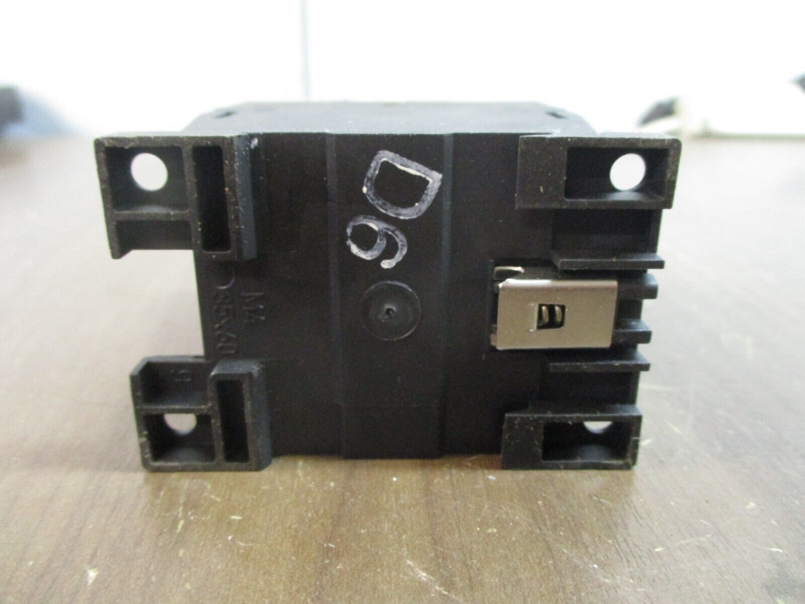 Eaton Contactor XTCE015B10 120V Coil Used