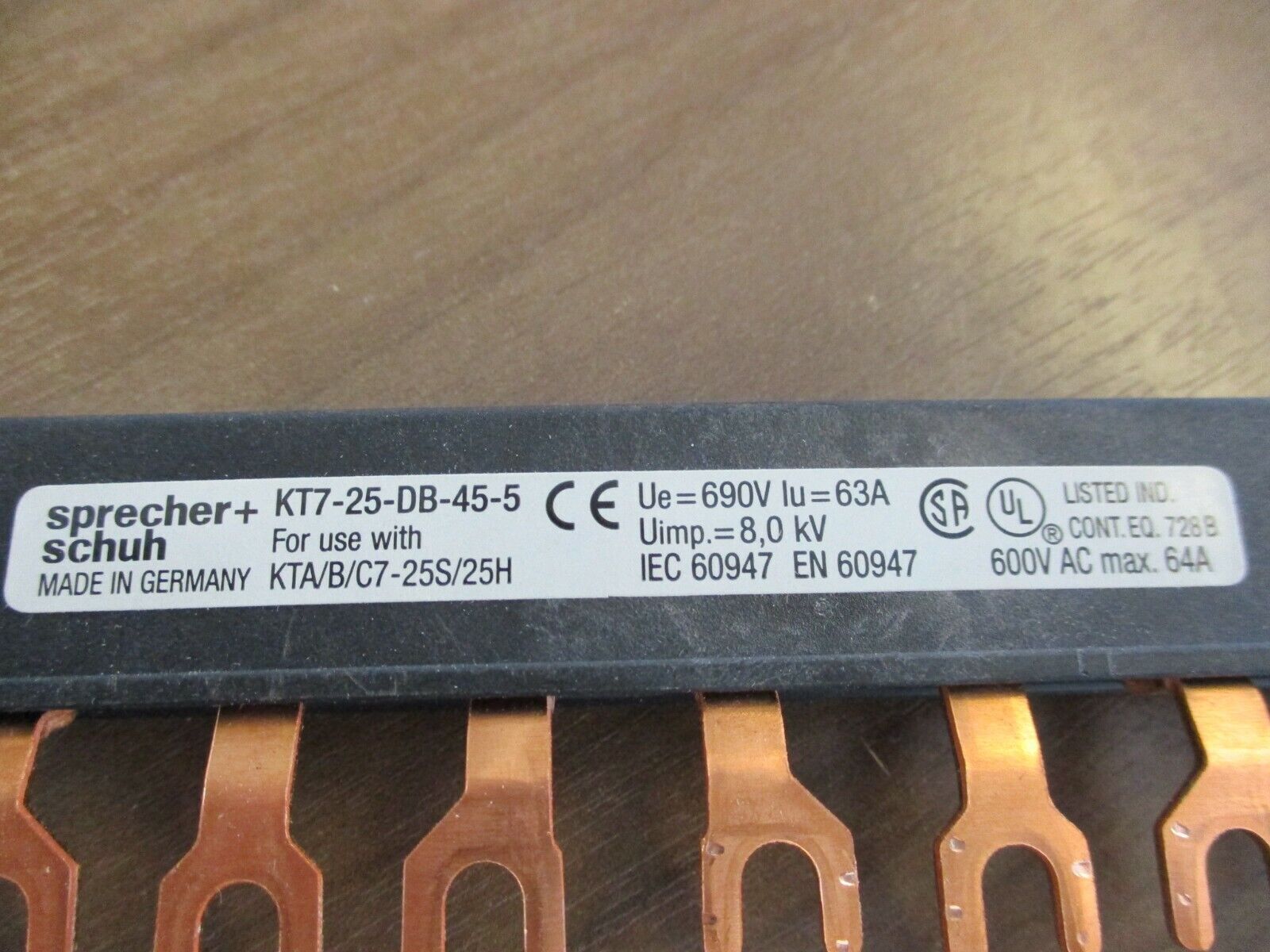 Sprecher+Schuh Compact Busbar KT7-25-DB-45-5 64A 600V Used