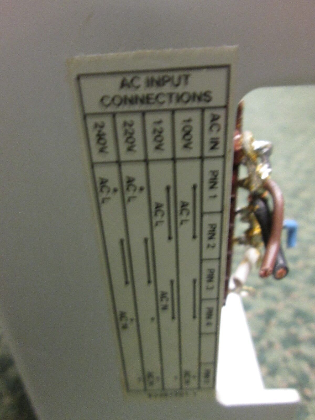 Hammond DC Power Supply GHOF 2-24 In: 100/120/220/240V 100W Out: 24V 2.4A Used