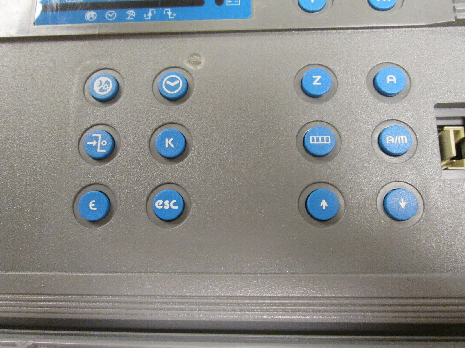 Johnson Controls / Metasys Controller DX-9100-8454 24VAC *Cracked Side* Used