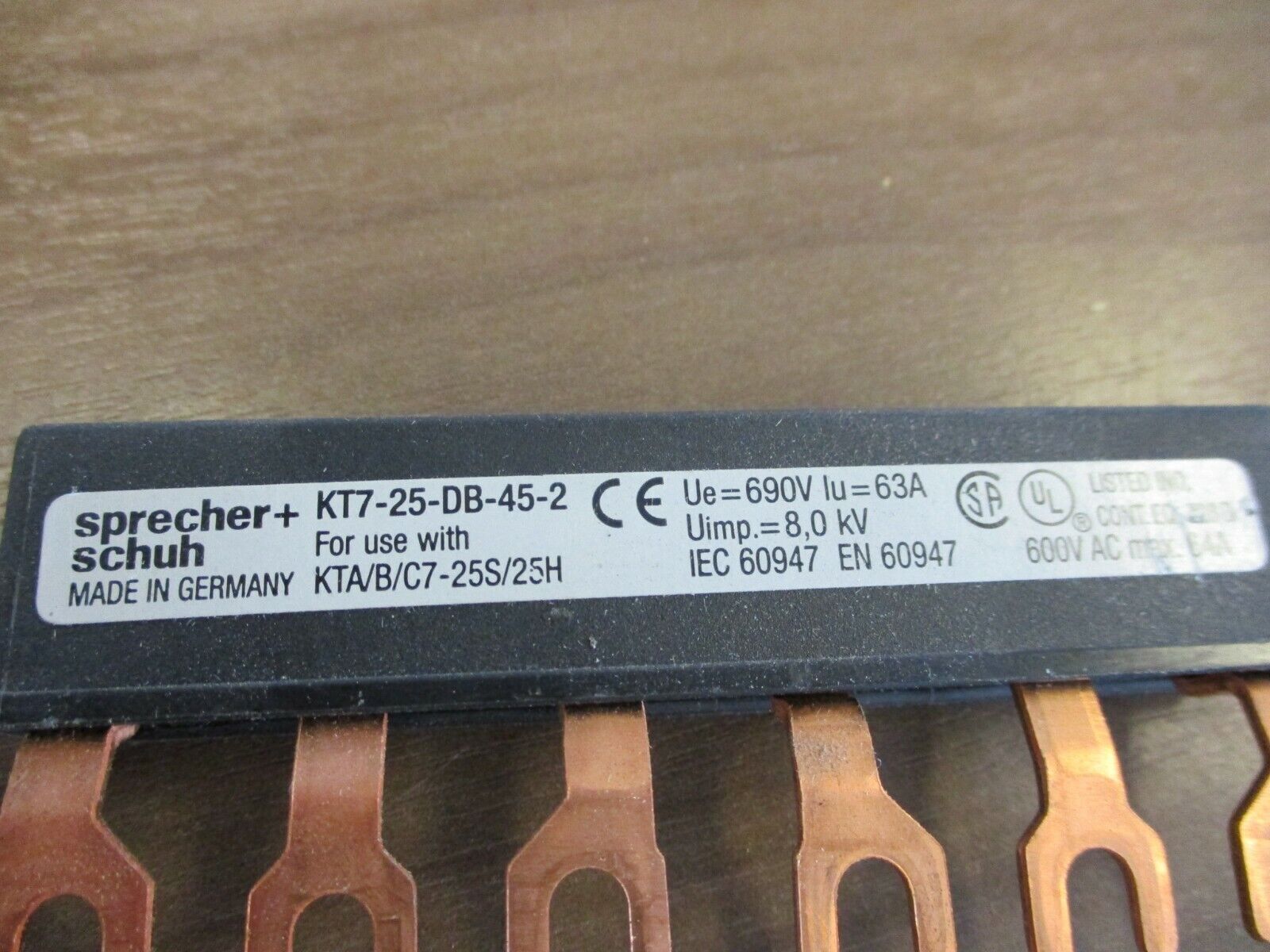 Sprecher+Schuh Compact Busbar KT7-25-DB-45-2 64A 600V Used