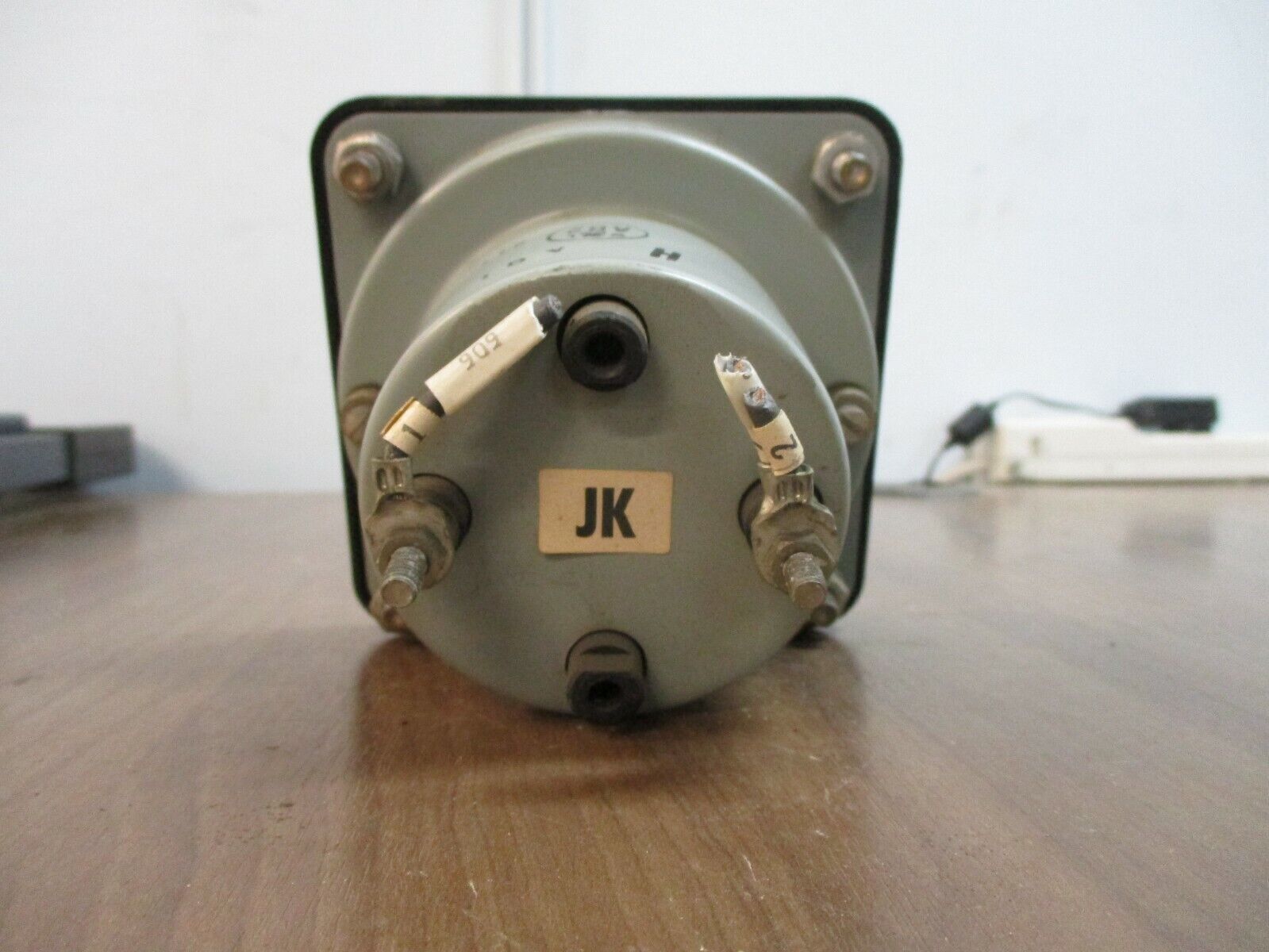 GE AB40 AC Ammeter 50-103131LSTE2 Range: 0-1600A Used