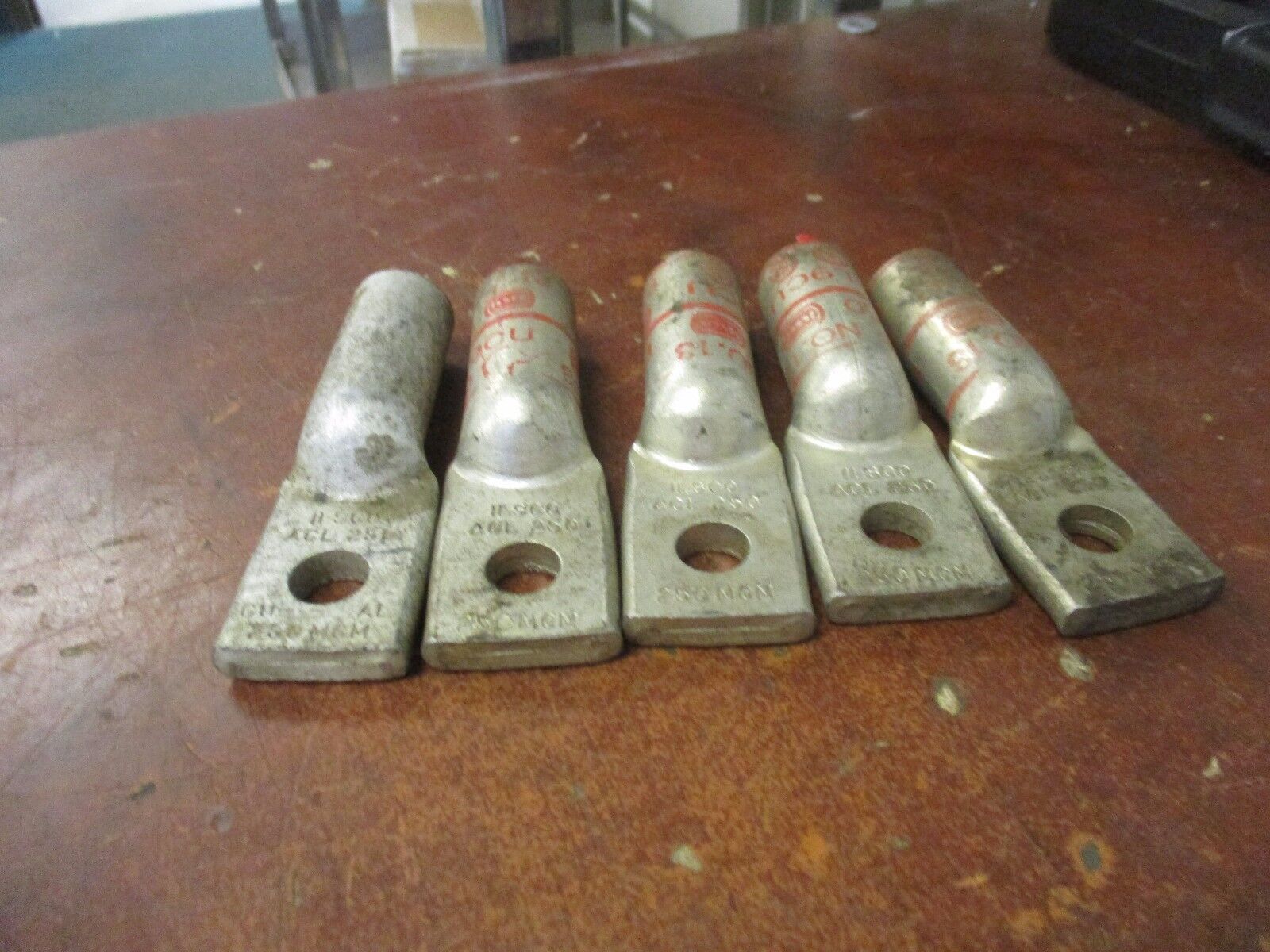 Ilsco Crimp Lug ACL 250 CUAL 250 MCM "Lots of 5" New Surplus