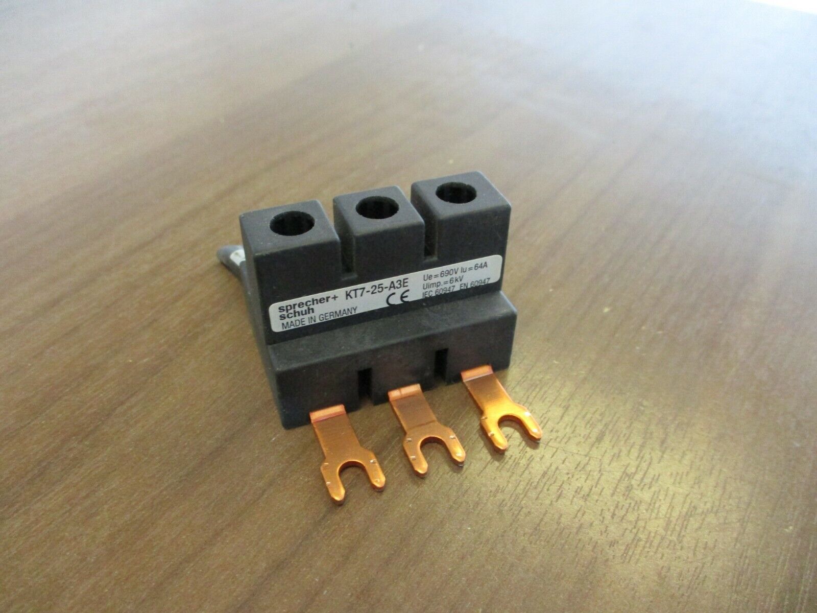 Sprecher+Schuh Compact Busbar KT7-25-A3E Used