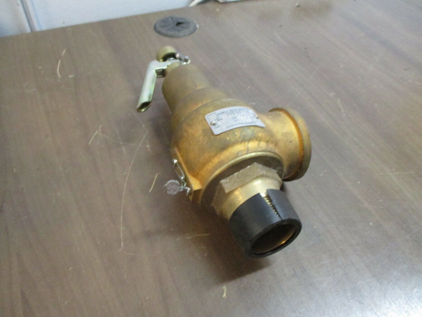 Kunkle Steam Relief Valve 6021HG01.AM Capacity: 2000 lbs / hr Set: 60PSIG Used