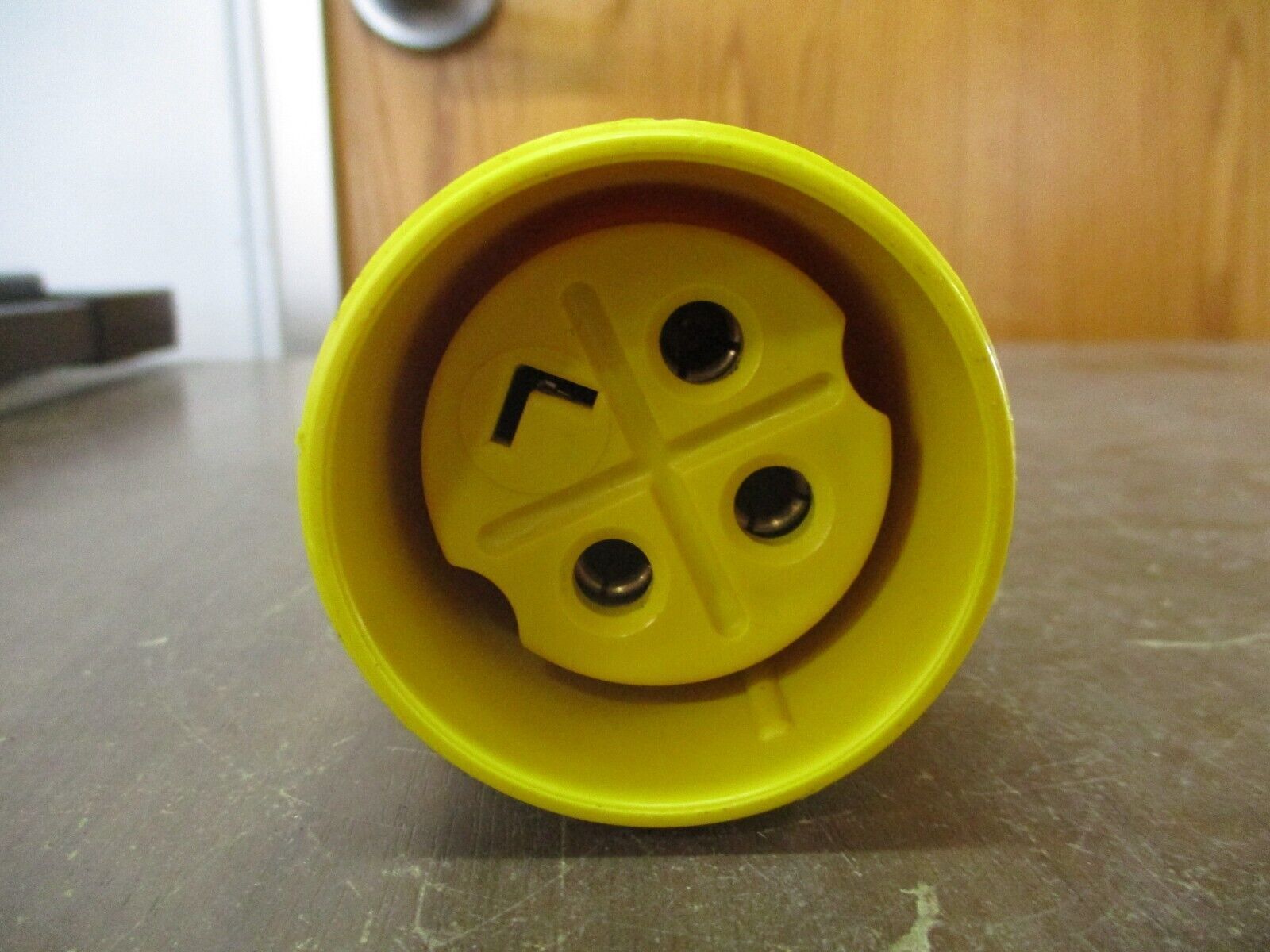 Russellstoll Connector 9C54U2T/C75 50A 250V 3P 4W *Chipped End* Used