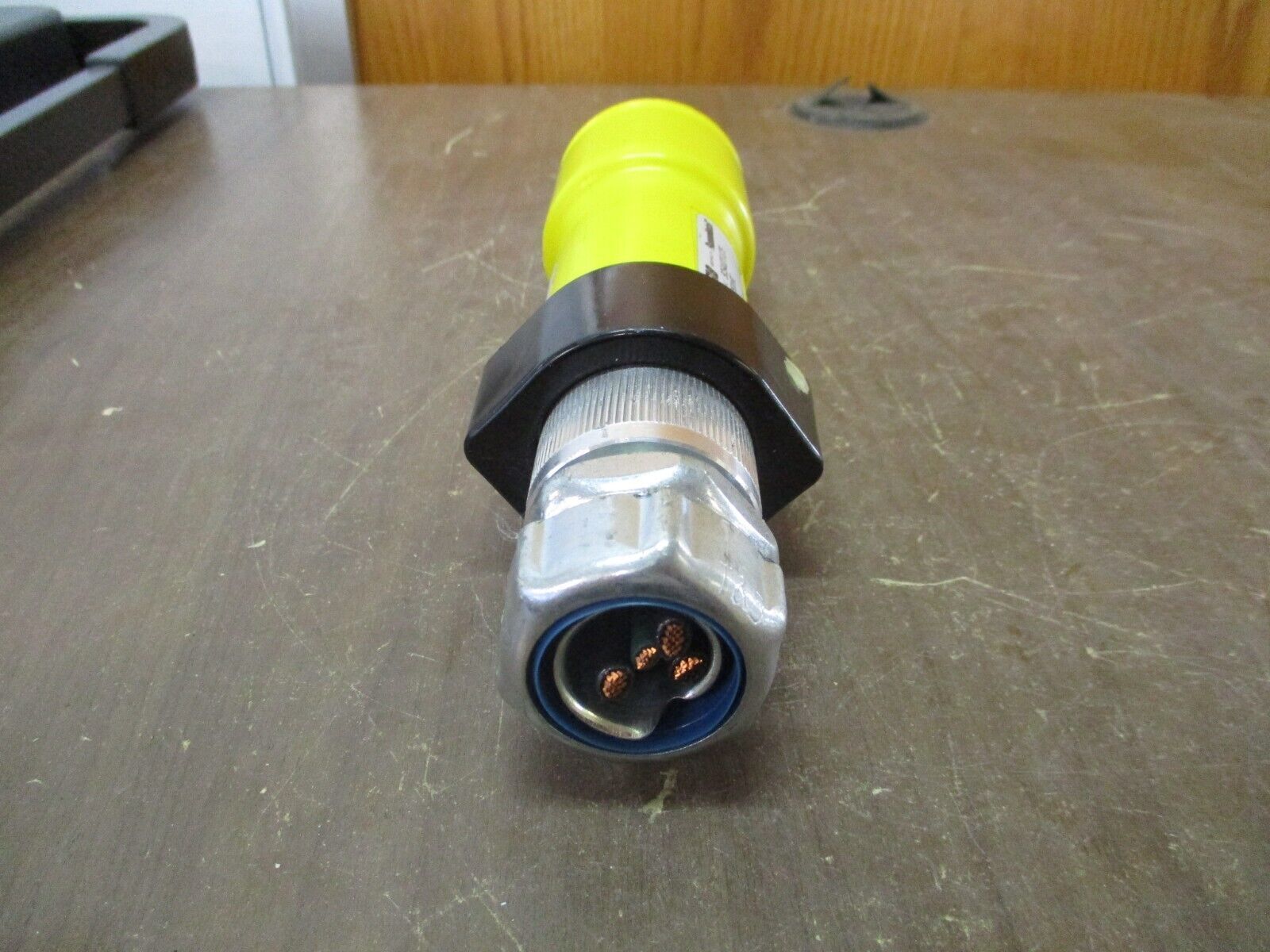 Russellstoll Connector 9C54U2T/C75 50A 250V 3P 4W *Chipped End* Used