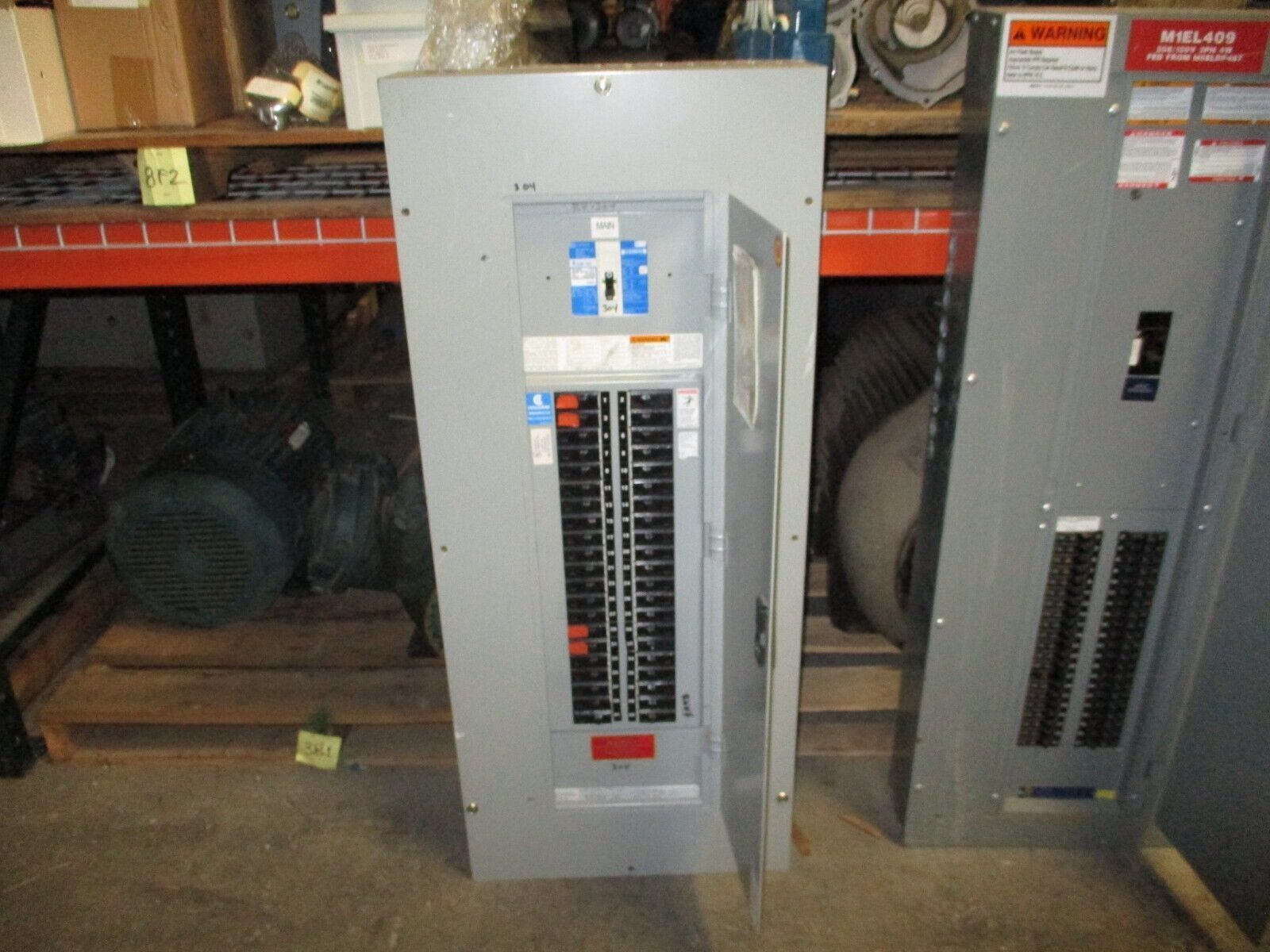 Challenger Main Breaker Breaker Panel PM1A 100A Main 208/120V 3Ph 4W 42-Slot