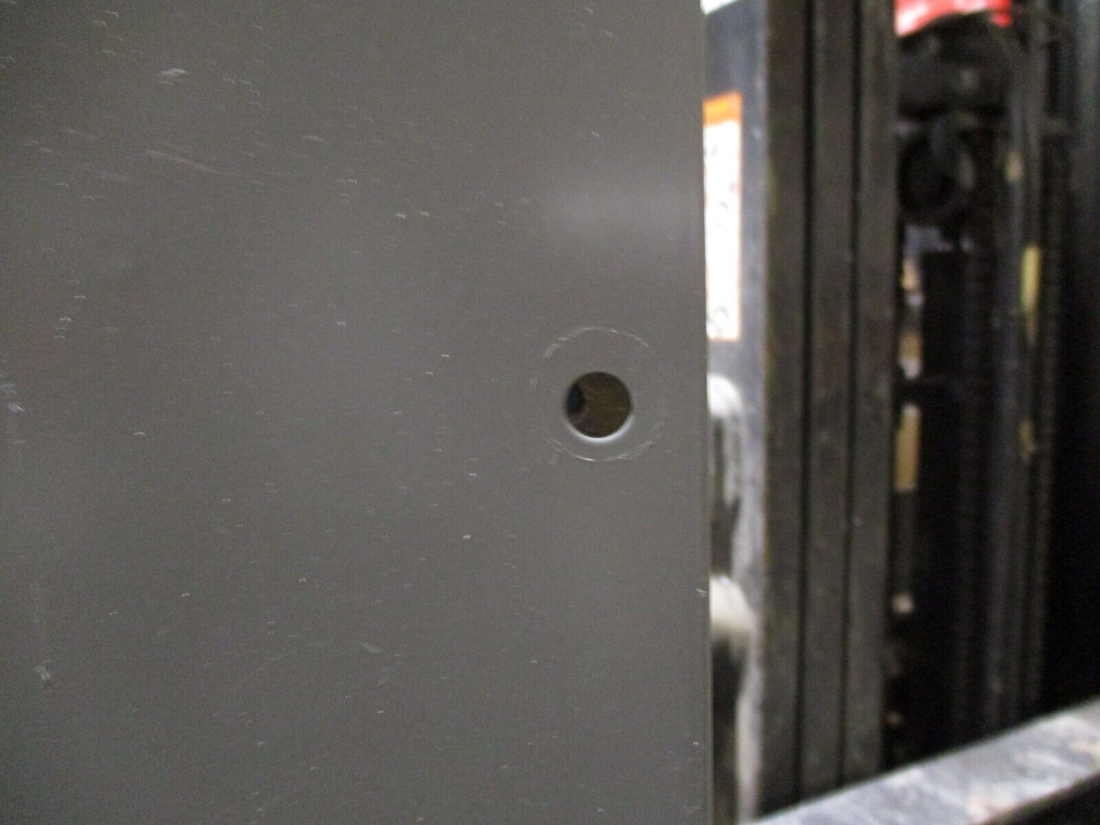 Challenger Main Breaker Breaker Panel PM1A 100A Main 208/120V 3Ph 4W 42-Slot