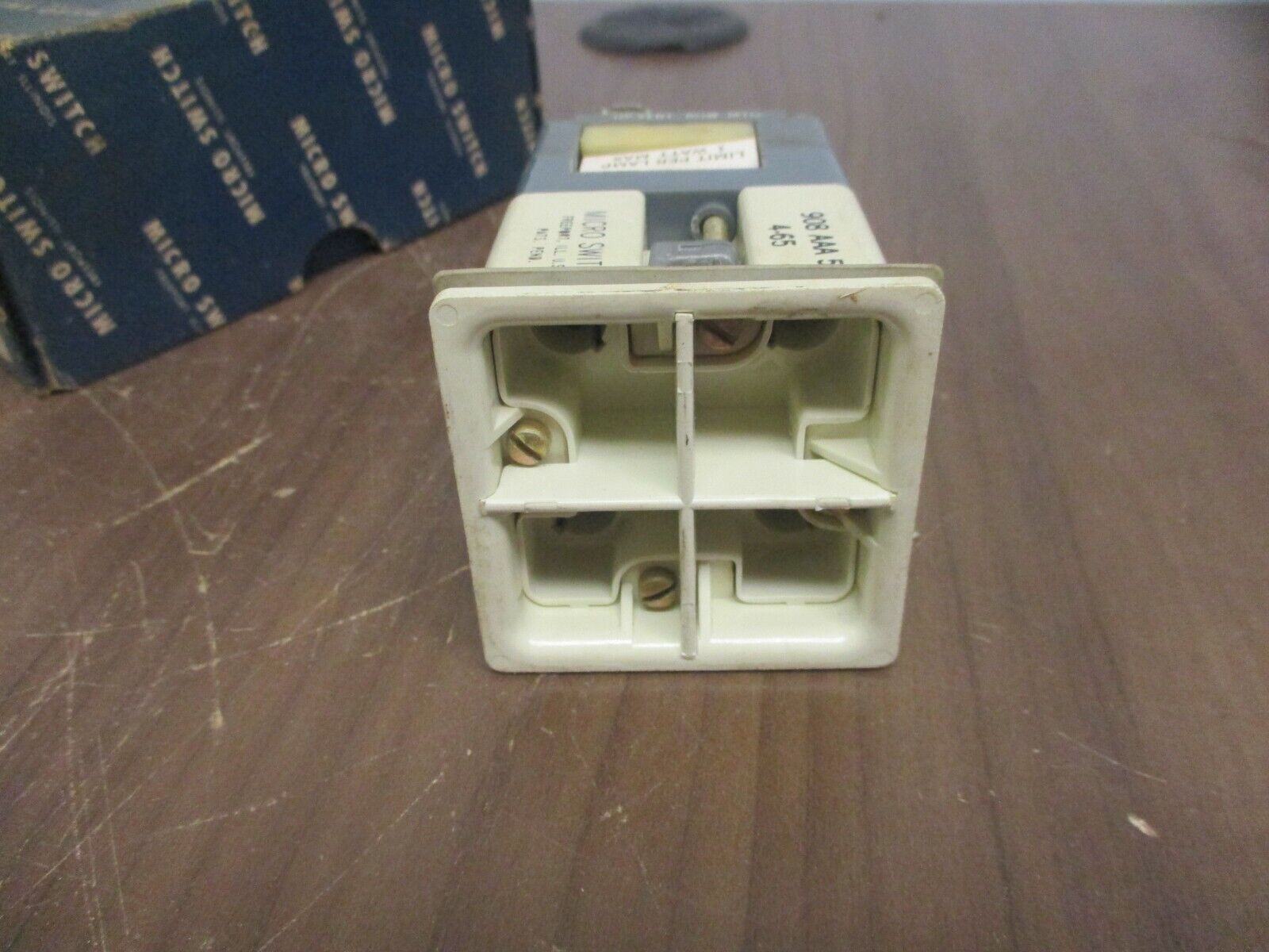 Honeywell Micro Switch Indicator 908AAA53 New Surplus
