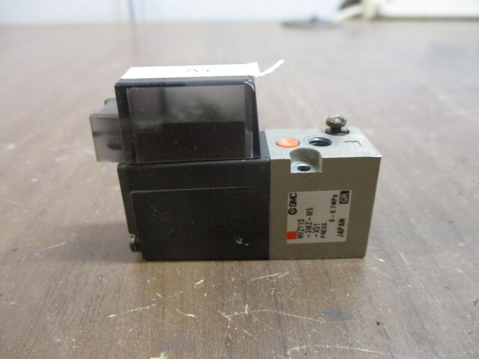 SMC Solenoid Valve NVZ110-3MZ-MS-X51 0-0.7 mpa Used