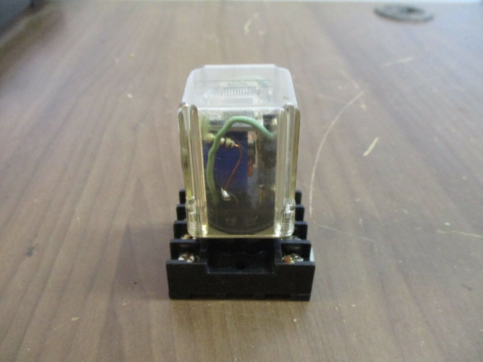 Deltrol Controls Relay 105A 10A DPDT 120V Coil w/ Base *Lot of 3* Used