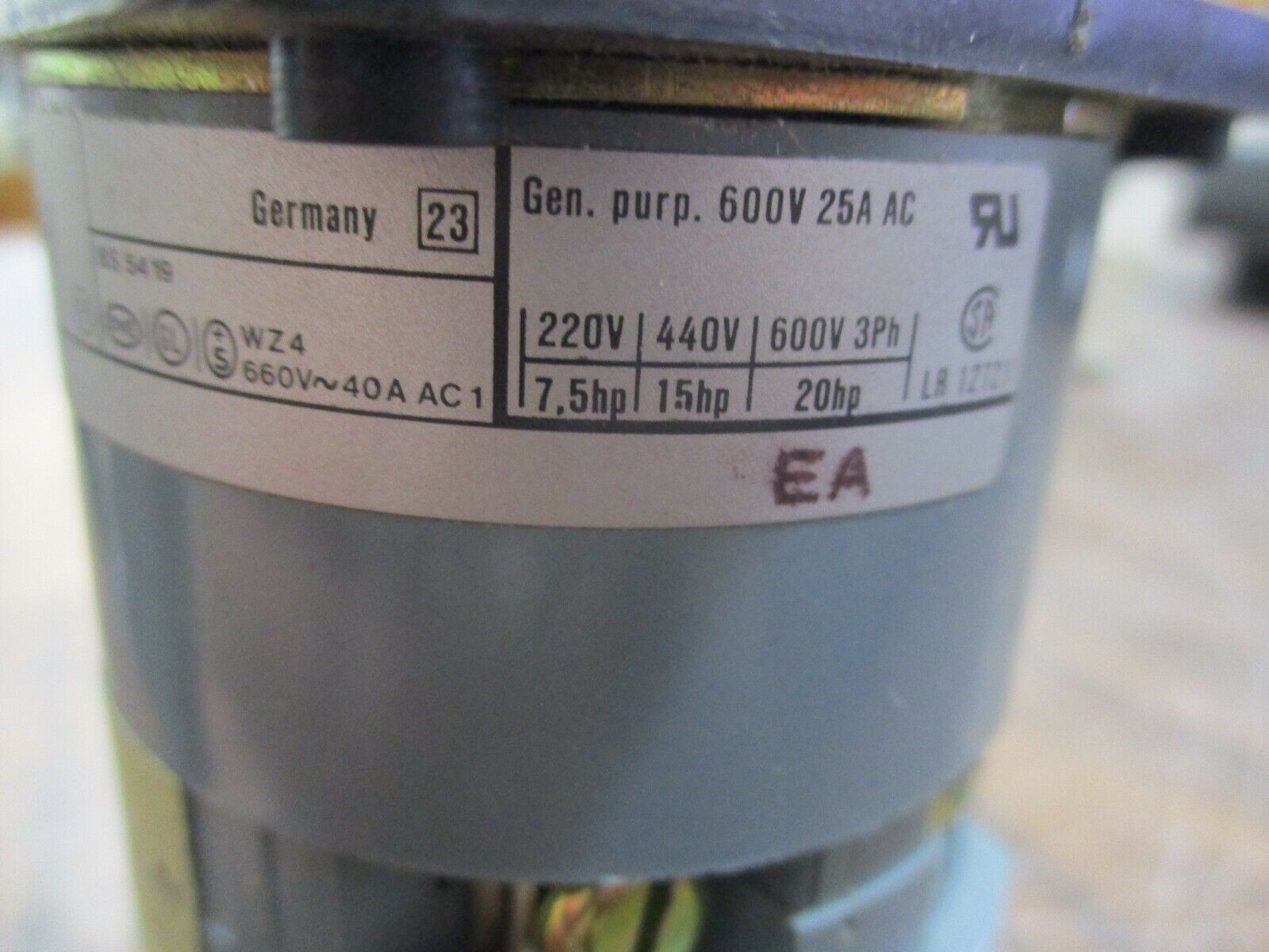 Square D Meter-Selector Switch 9003 K4F1051M 63A 11KW 660V New Surplus