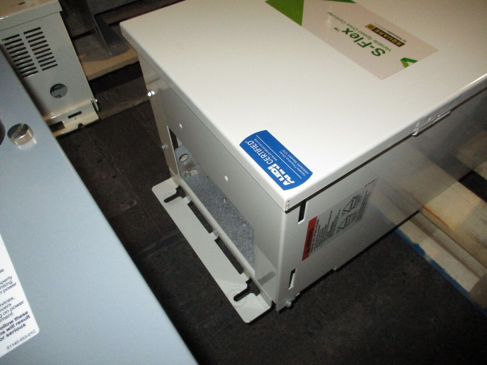 Square D ATV212 S-Flex AC Drive w/ Bypass SFD212PG4Y Ser. E 50HP 3Ph w/ Keypad