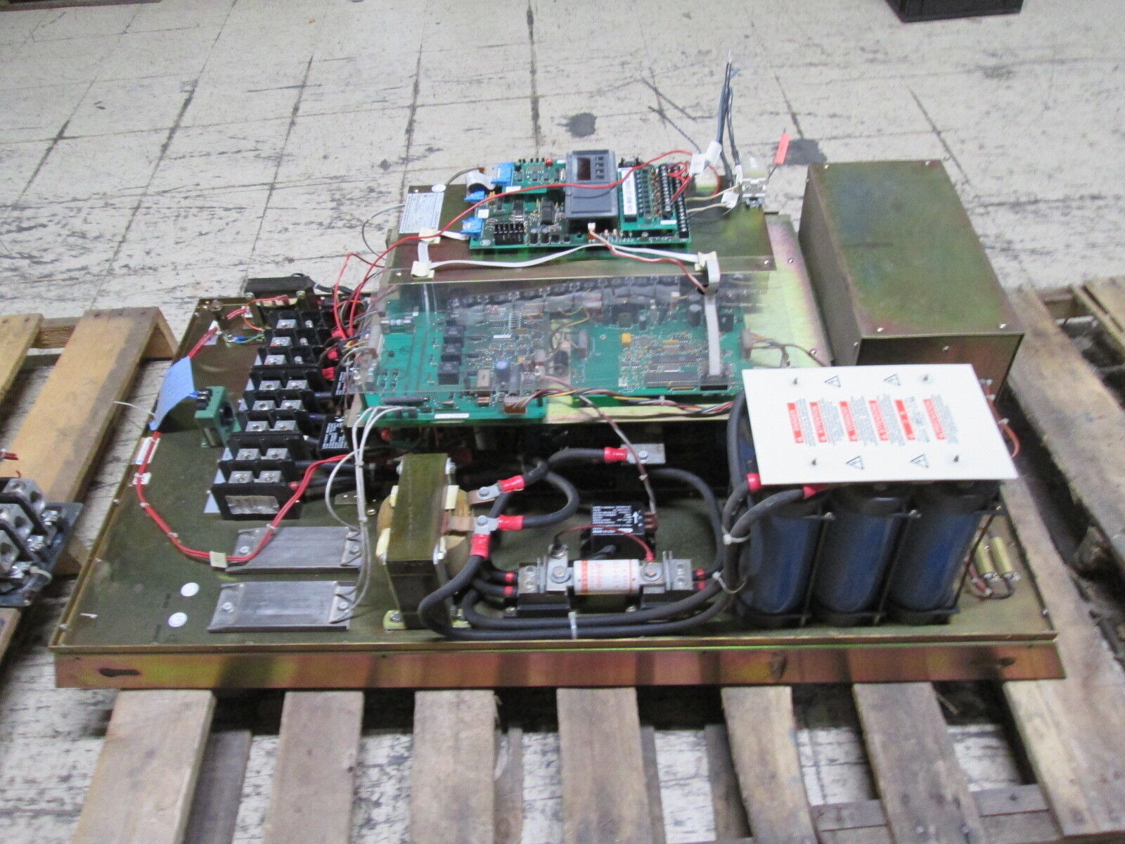 Allen-Bradley 1336 AC Drive 1336-B100-EAH-S1 100HP 3Ph Used