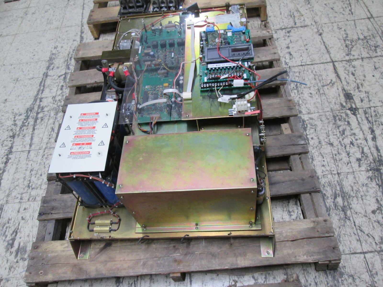 Allen-Bradley 1336 AC Drive 1336-B100-EAH-S1 100HP 3Ph Used