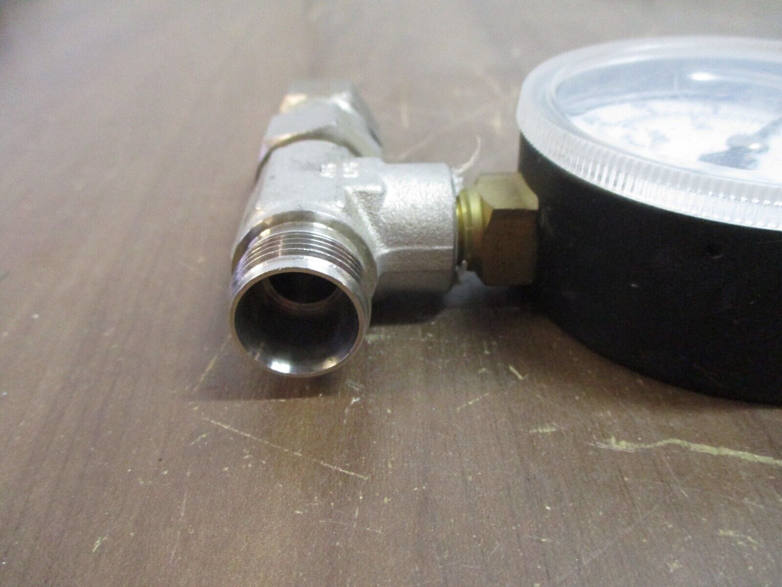 Marsh Pressure Gauge Range: -30 to 30 PSI Used