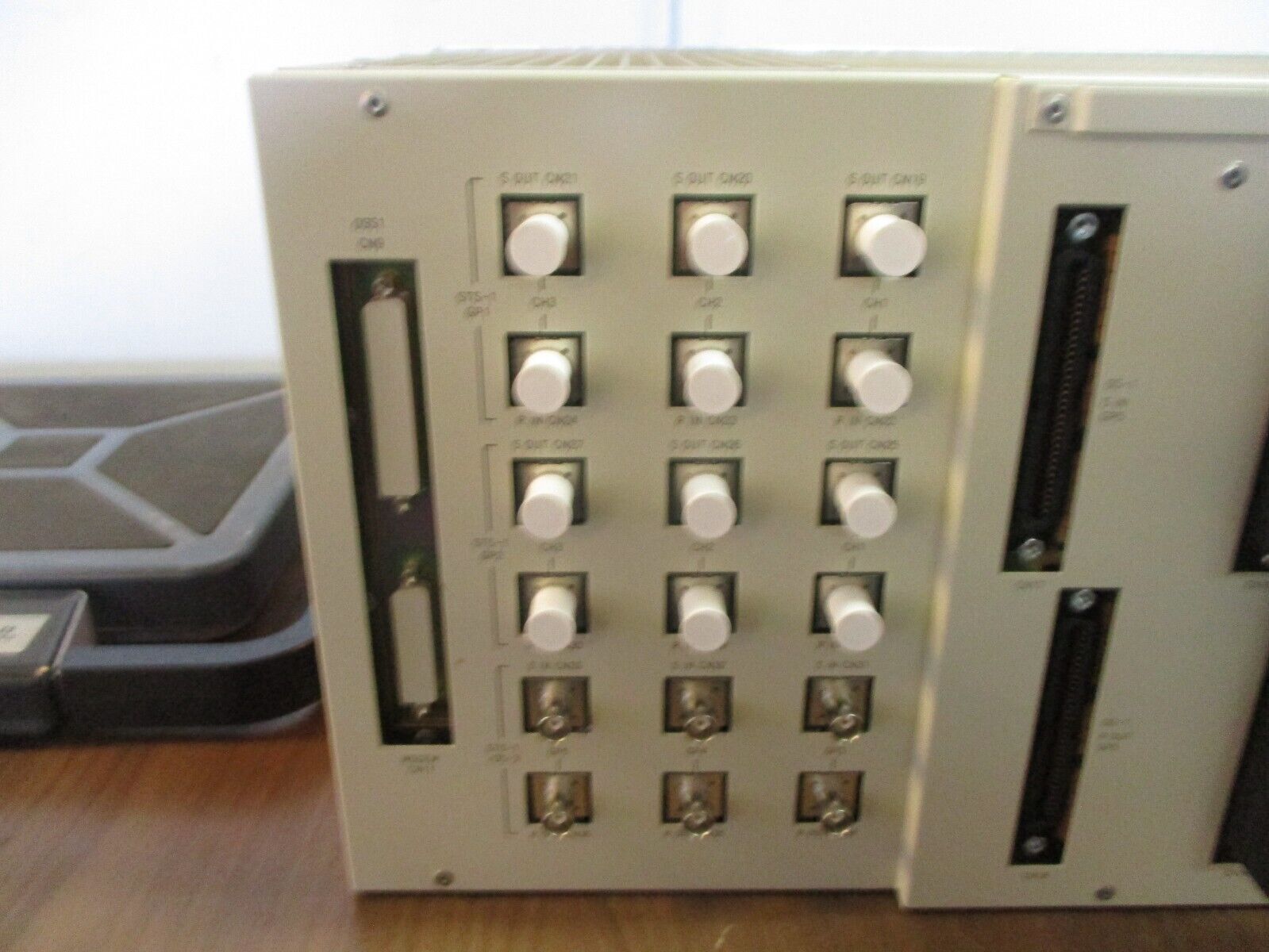 Fujitsu FLM 150 Add-Drop Multiplexer FC9612SF11 Iss. 03 Used