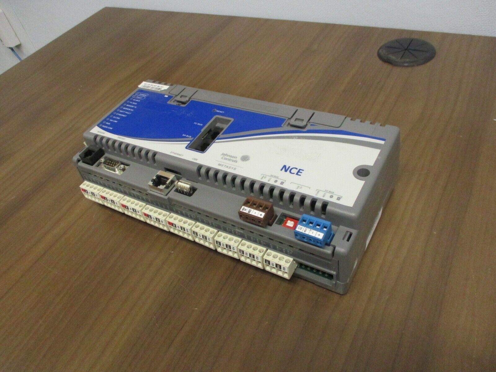 Johnson Controls Metasys Network Control Engine MS-NCE2561-0 Rev. S 24VAC Used