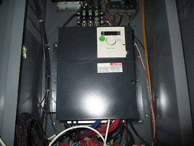 Square D Econoflex Altivar AC Drive w/ Bypass 8839 58EGG4VY Ser. A 7.5HP 3Ph